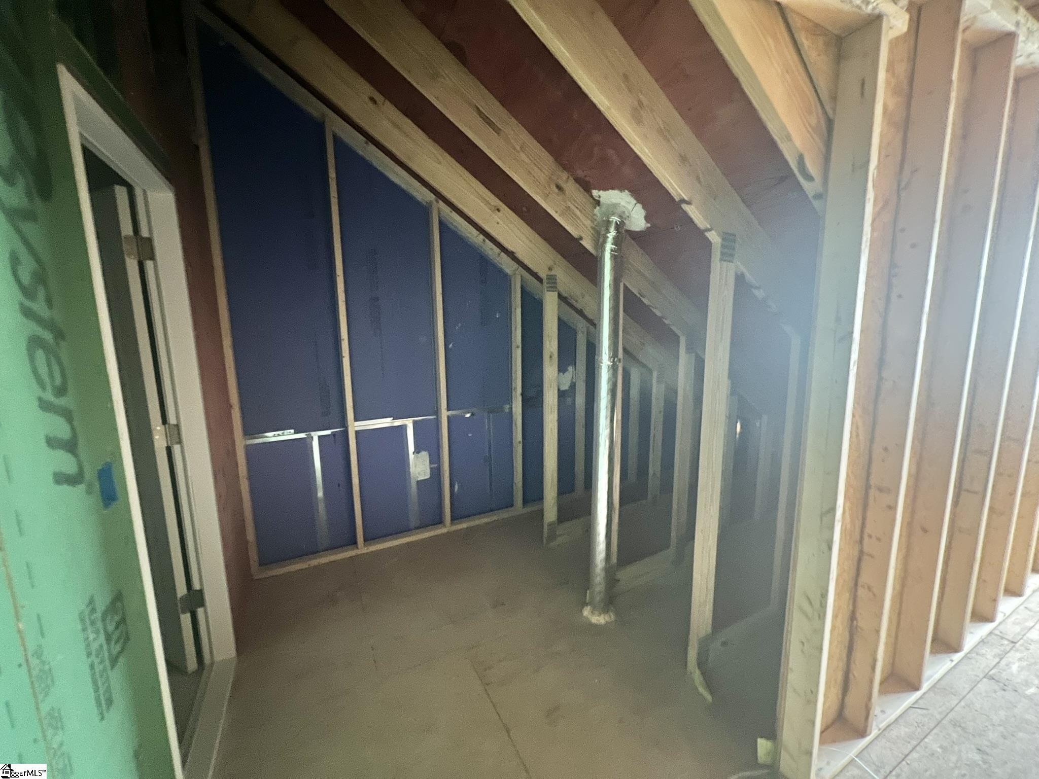 33 Hasbrook Lane Property Photo 25