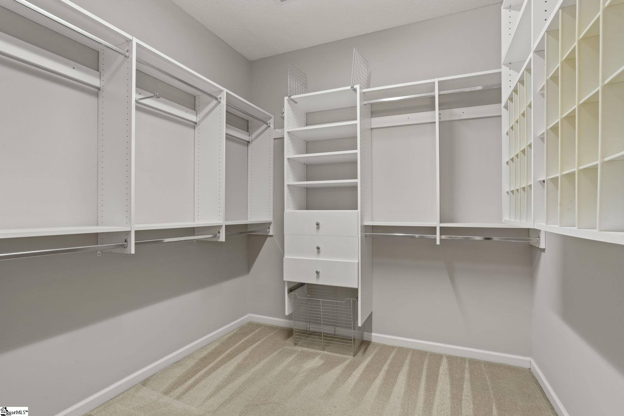 2 Lexington Place Way Property Photo 23