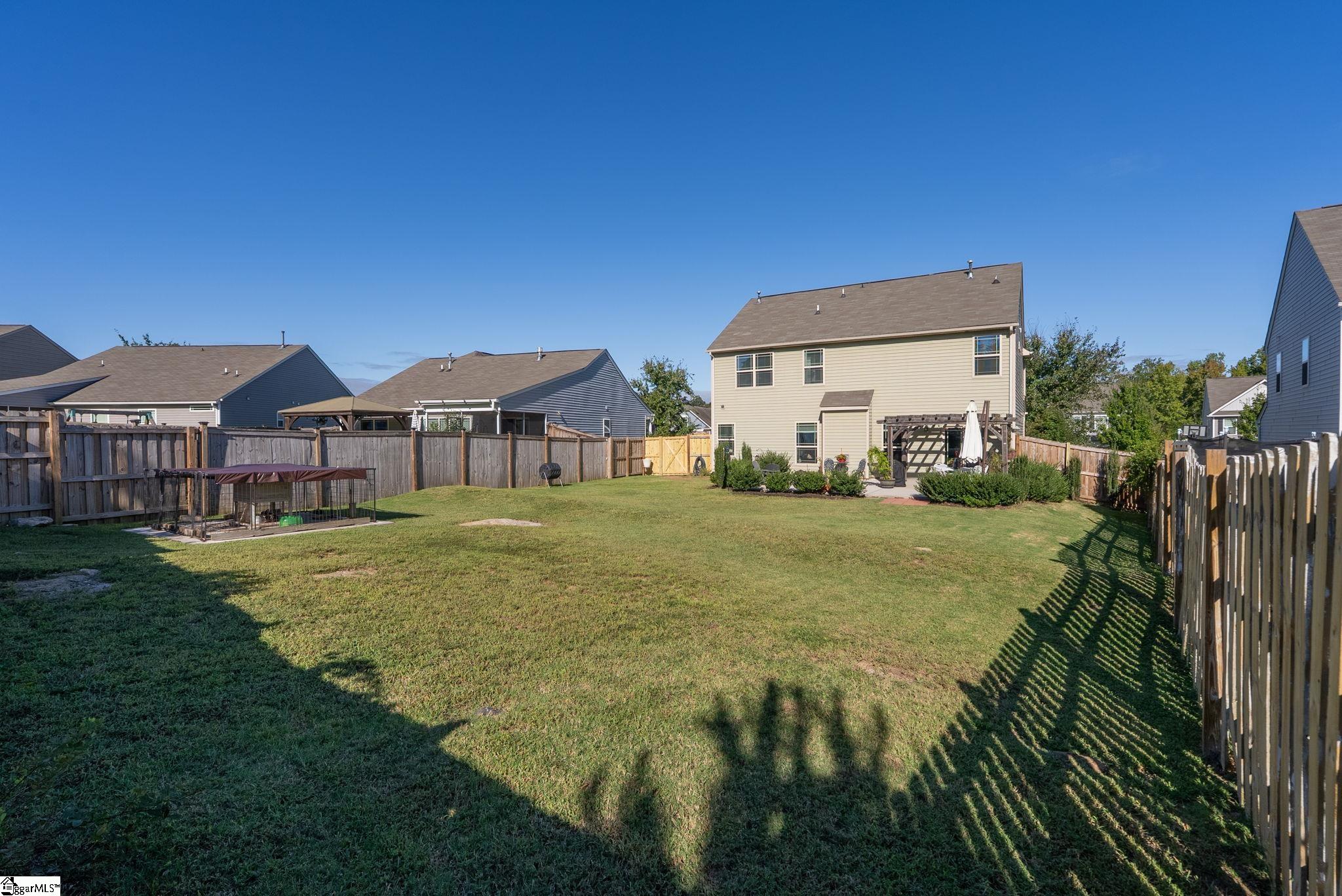 124 Caledonia Drive Property Photo 3