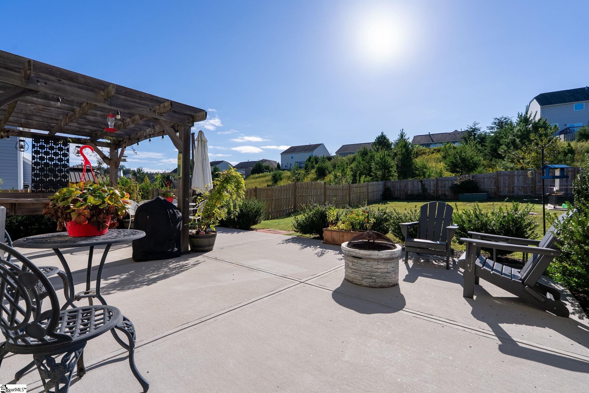 124 Caledonia Drive Property Photo 8
