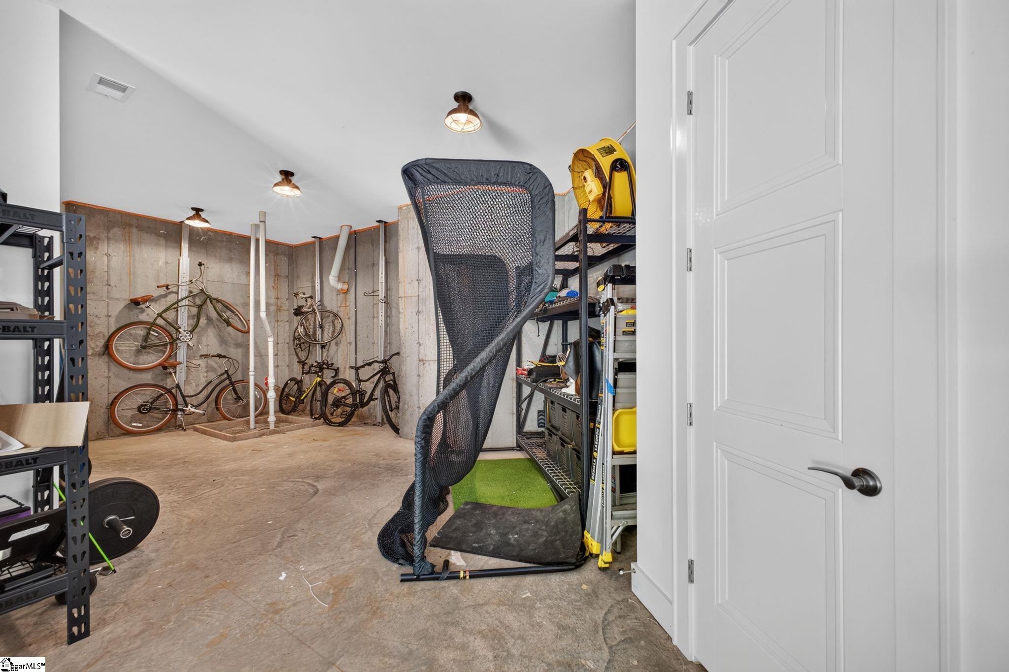 537 Coolwater Drive Property Photo 40