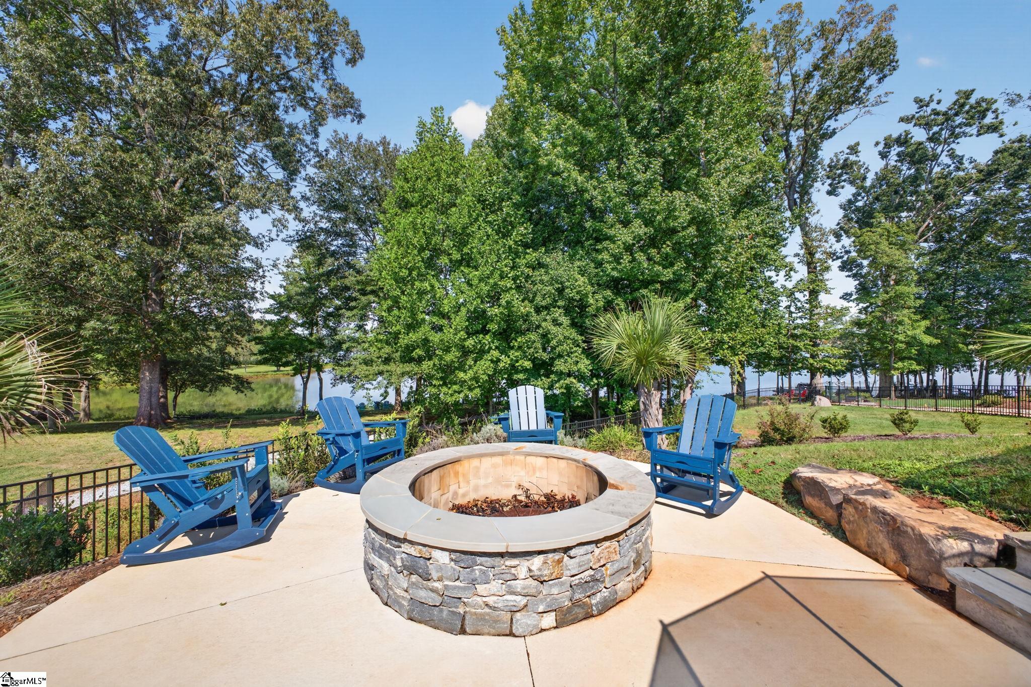 537 Coolwater Drive Property Photo 42
