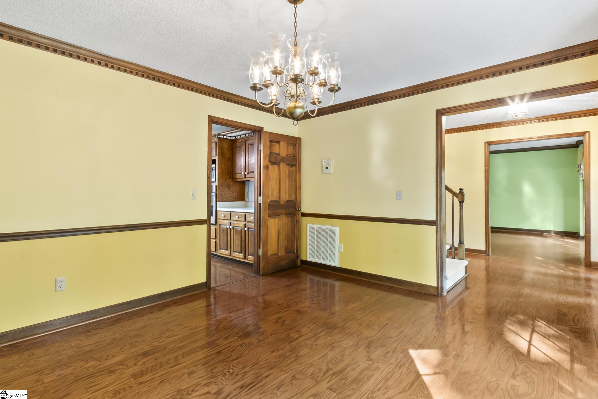 105 Old Forest Lane Property Photo 7