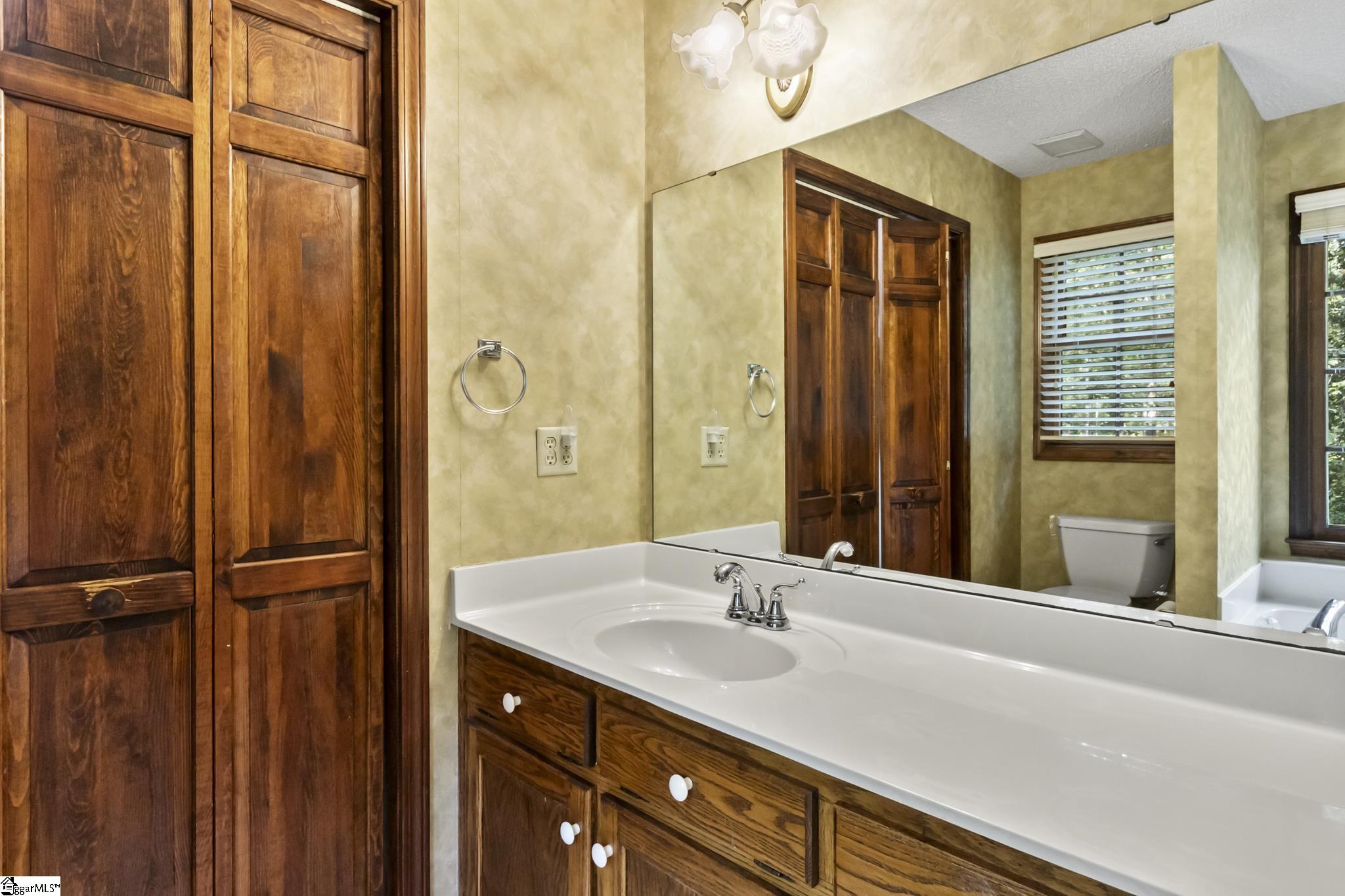 105 Old Forest Lane Property Photo 25