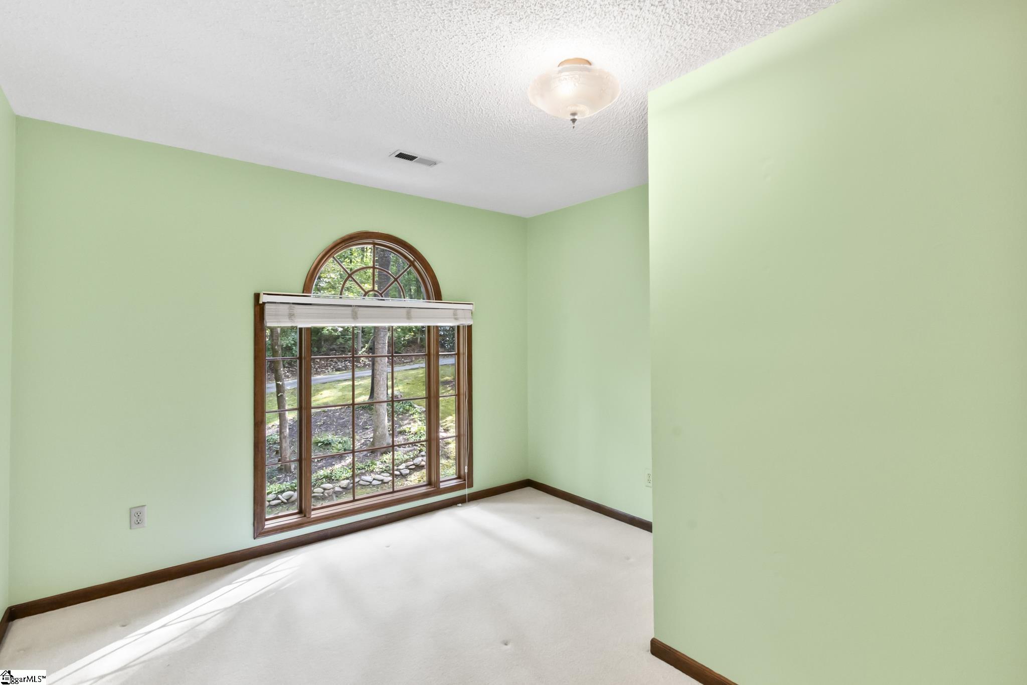 105 Old Forest Lane Property Photo 27