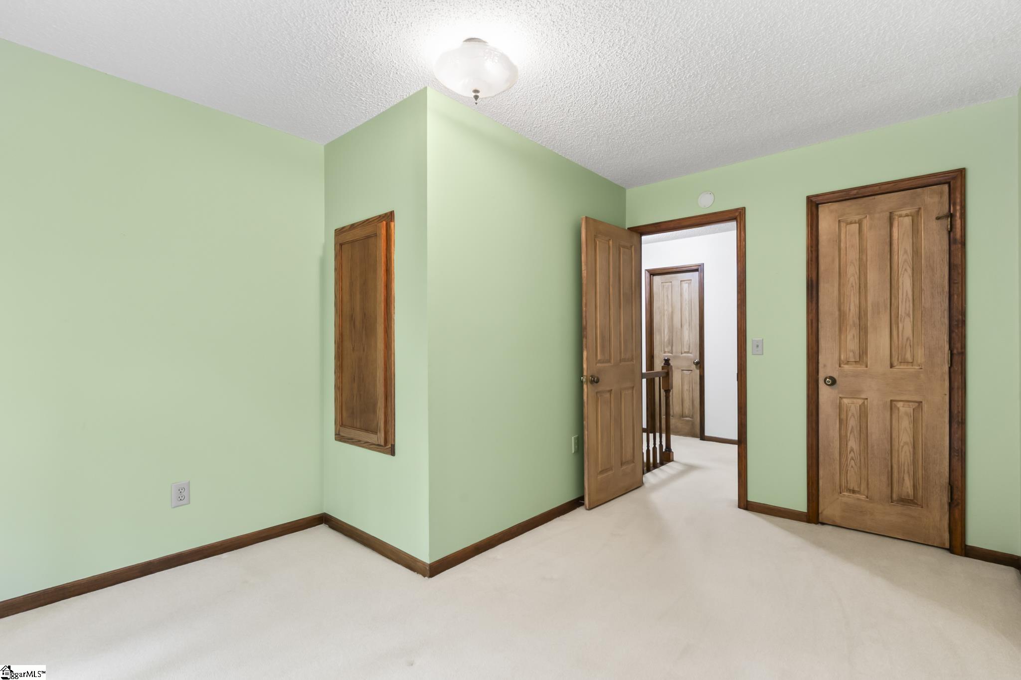 105 Old Forest Lane Property Photo 28