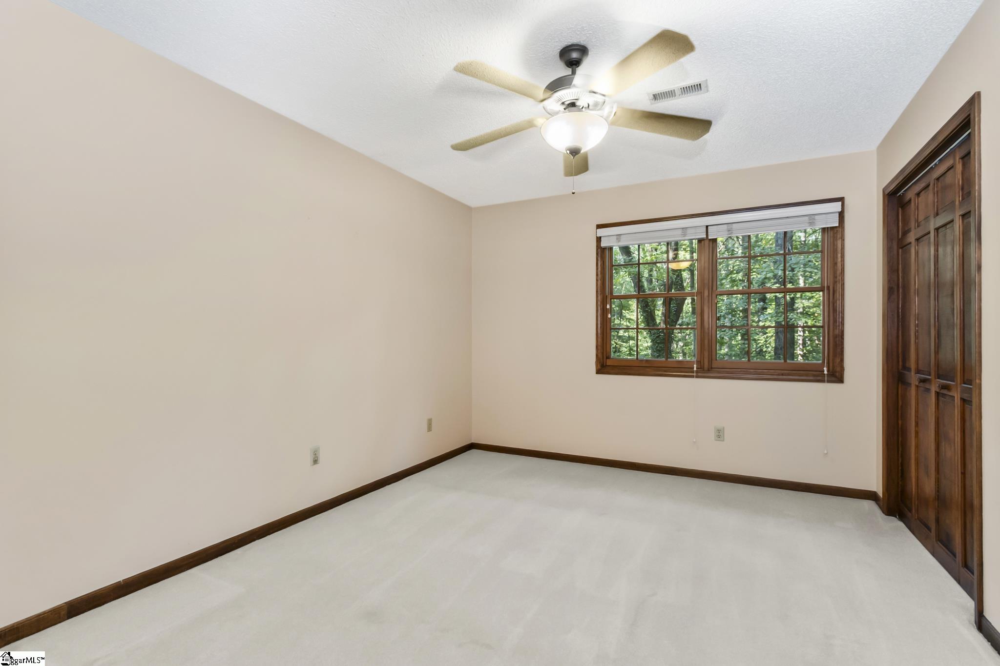 105 Old Forest Lane Property Photo 32