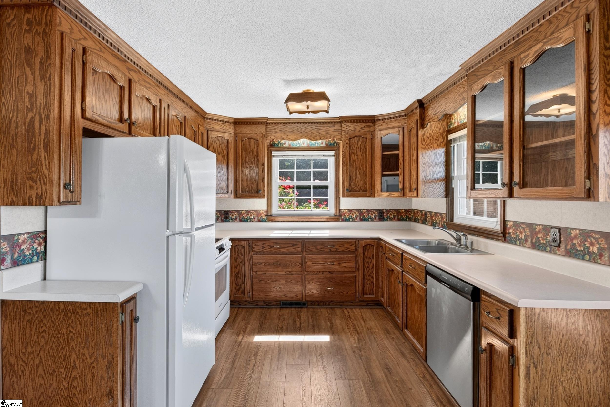 3858 N Highway 101 Property Photo 13