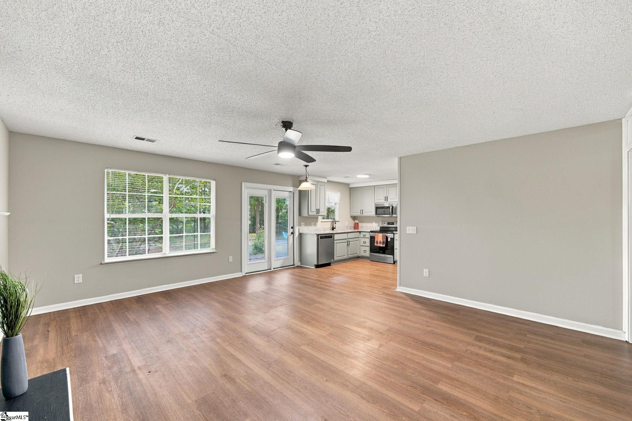 18 Reedy River Way Property Photo 18