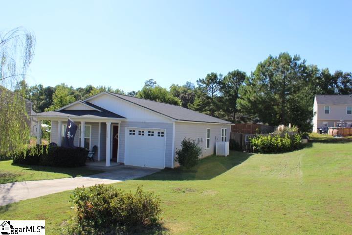 120 Botany Drive Property Photo 5