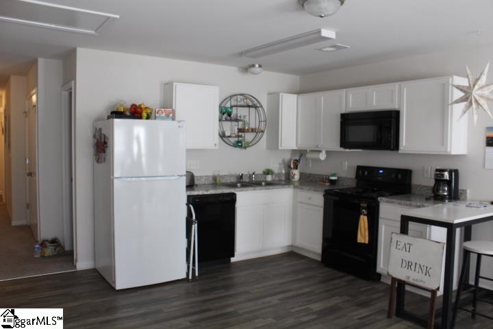 120 Botany Drive Property Photo 10