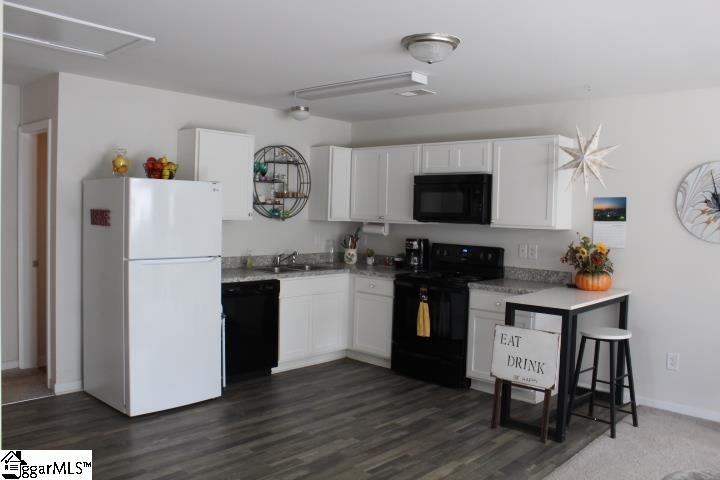 120 Botany Drive Property Photo 11