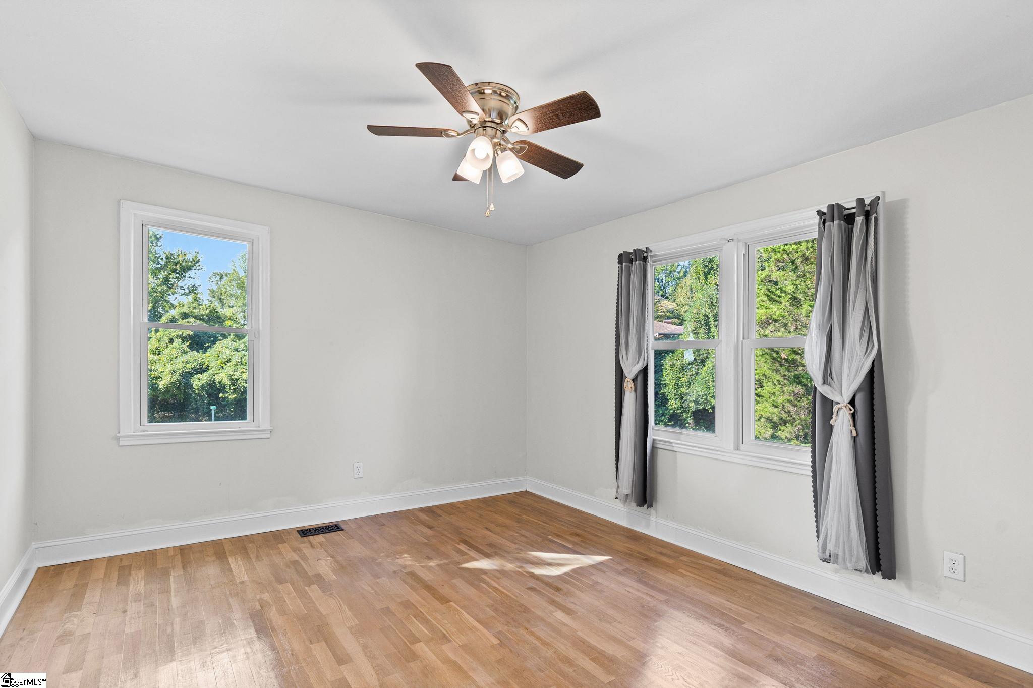 4 Fowler Street Property Photo 23