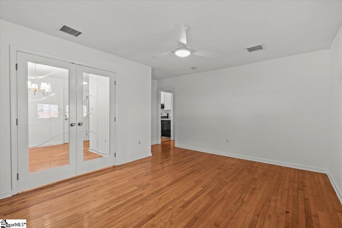162 Lincoln Drive Property Photo 4