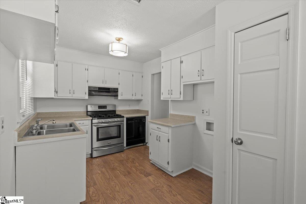 162 Lincoln Drive Property Photo 8