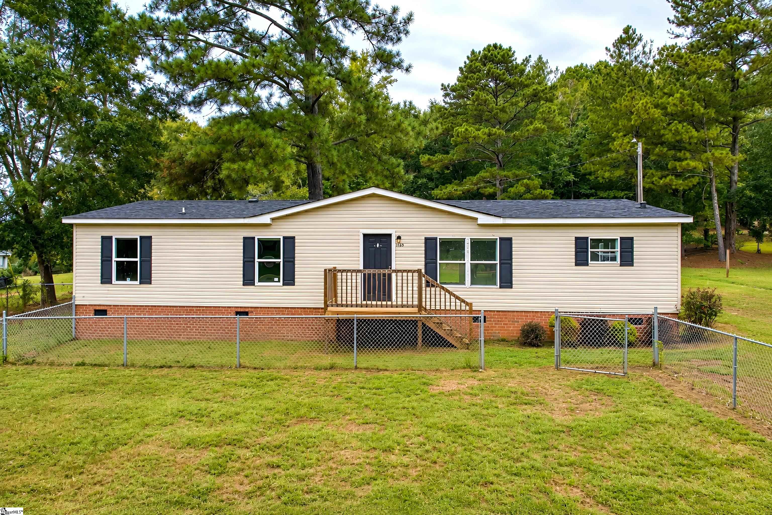 129 Angie Drive Property Photo 4