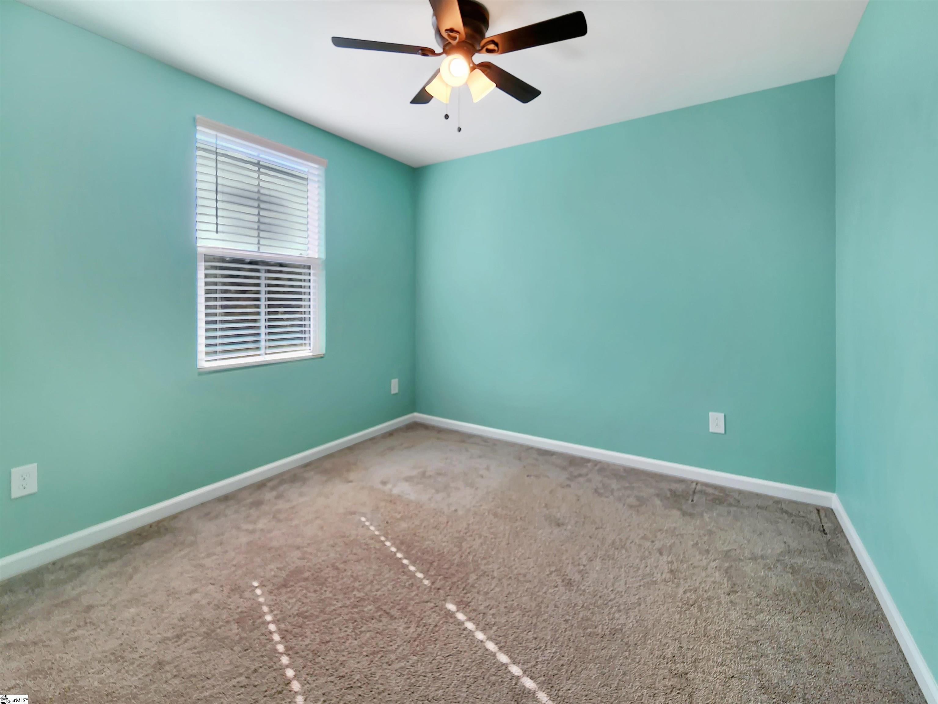 1605075 Property Photo 12
