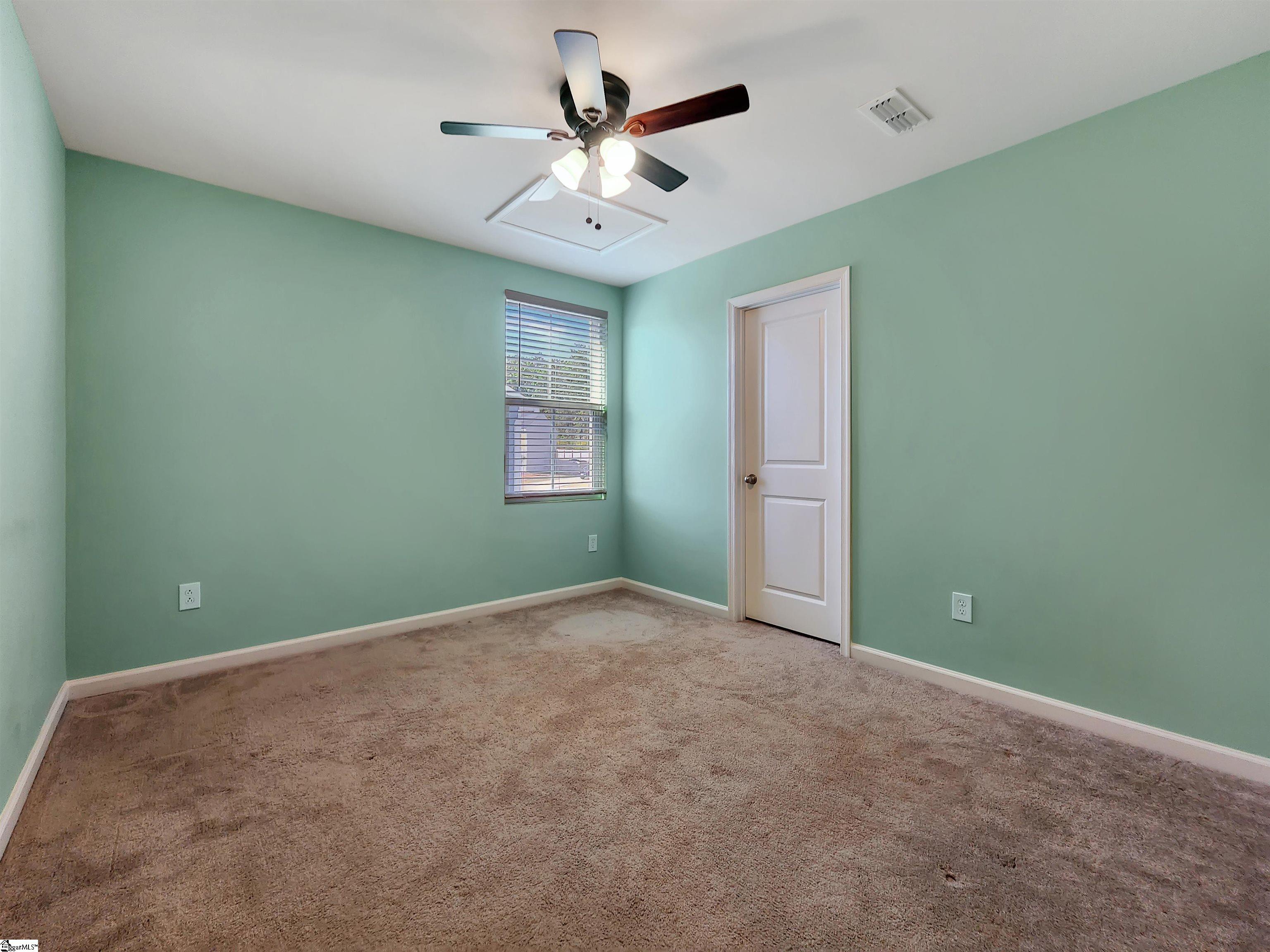 1605075 Property Photo 14