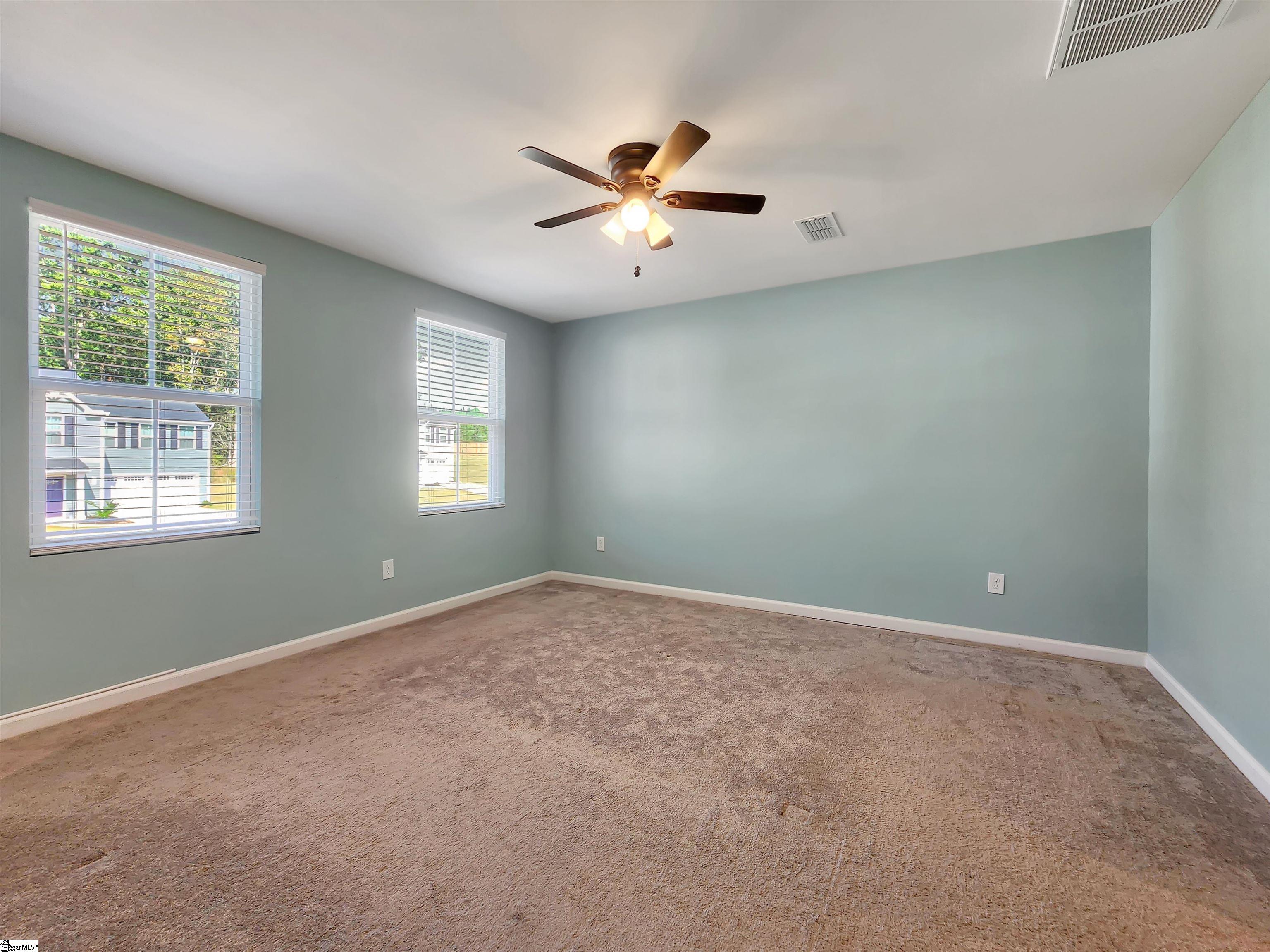 1605075 Property Photo 18