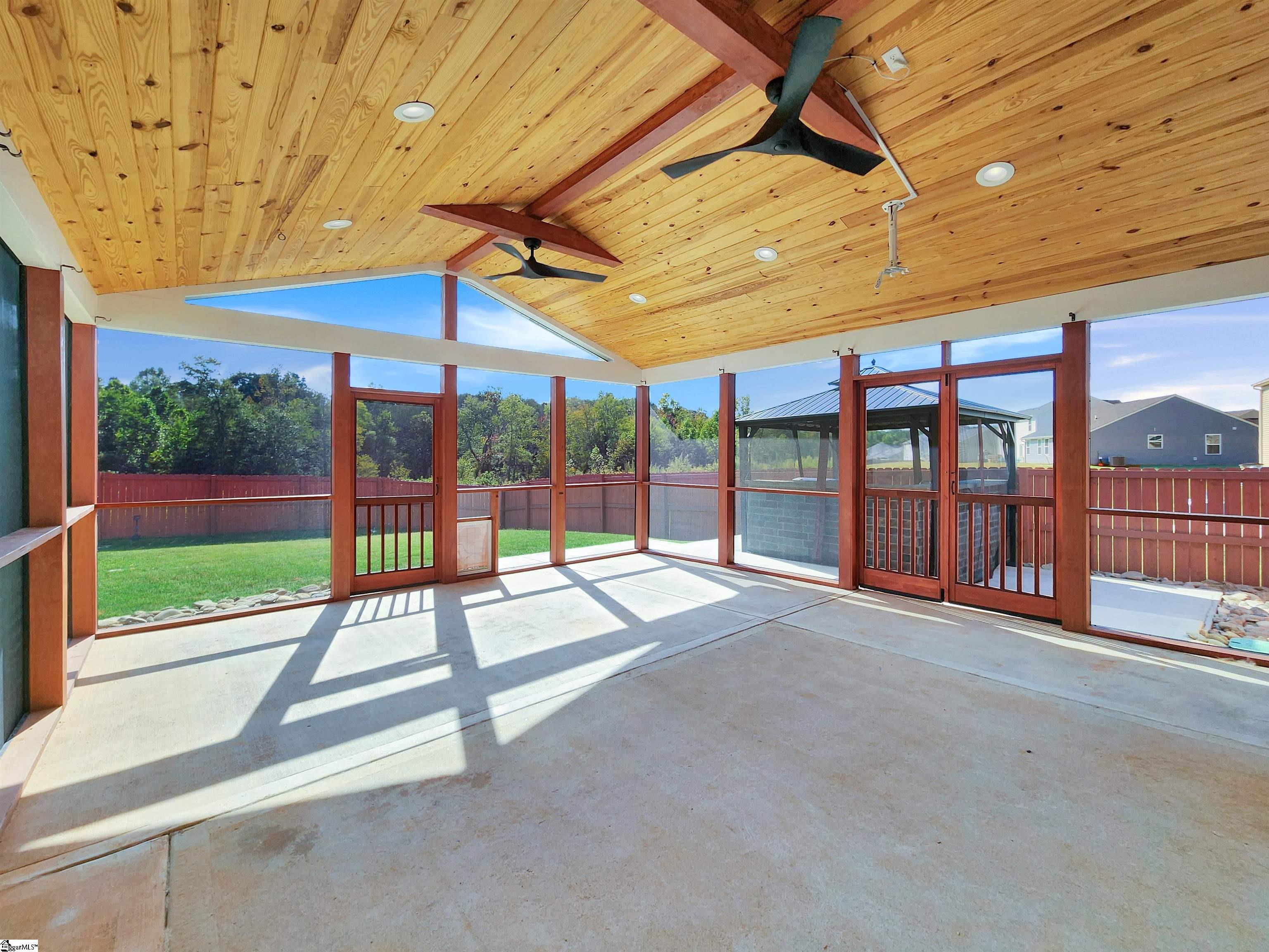 1605075 Property Photo 26