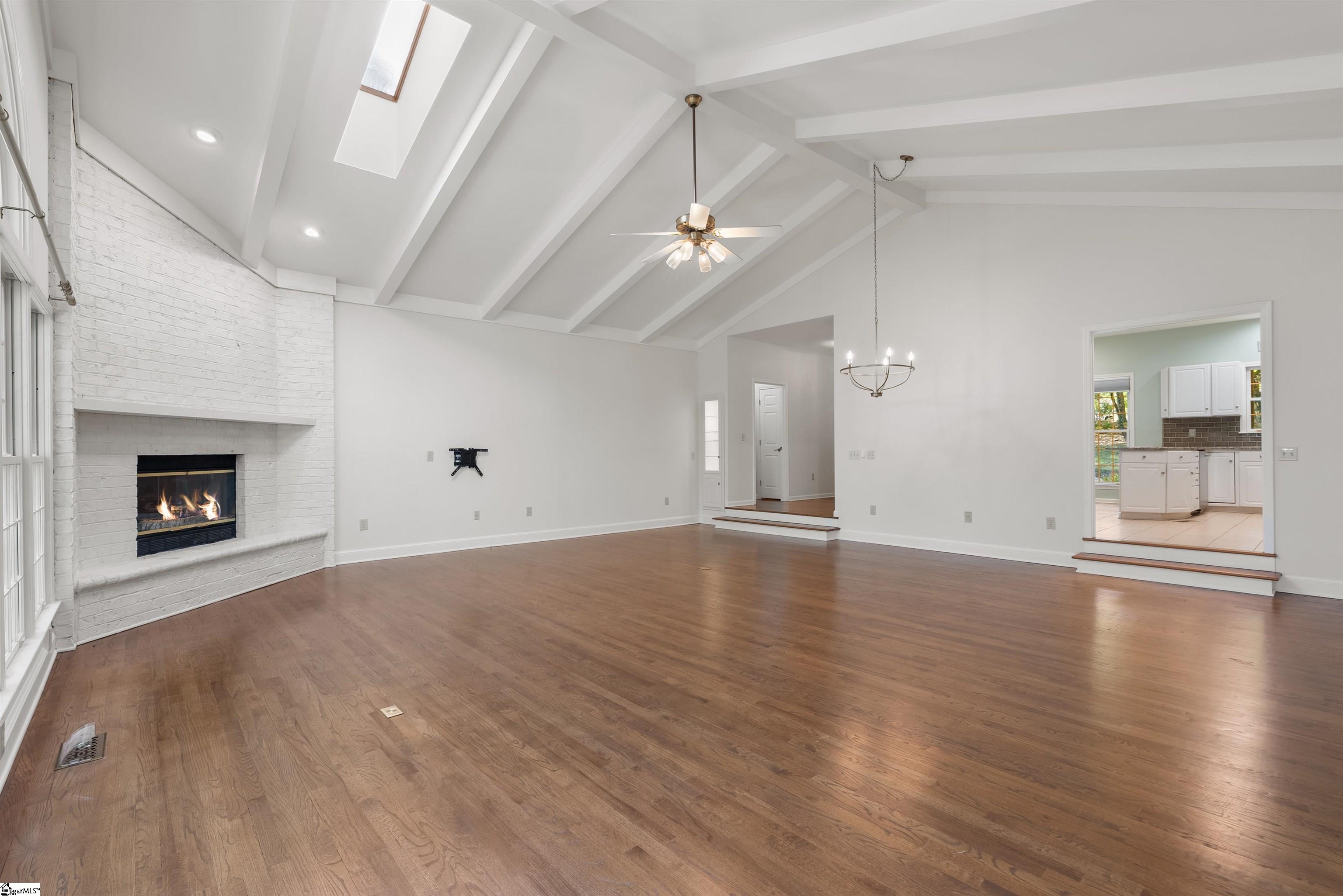 1605088 Property Photo 7