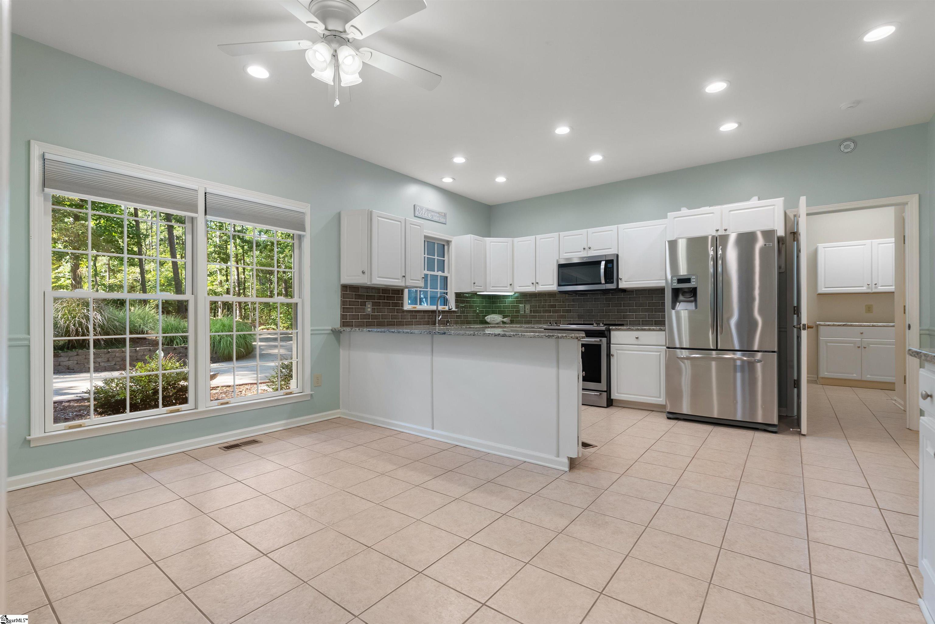 1605088 Property Photo 16