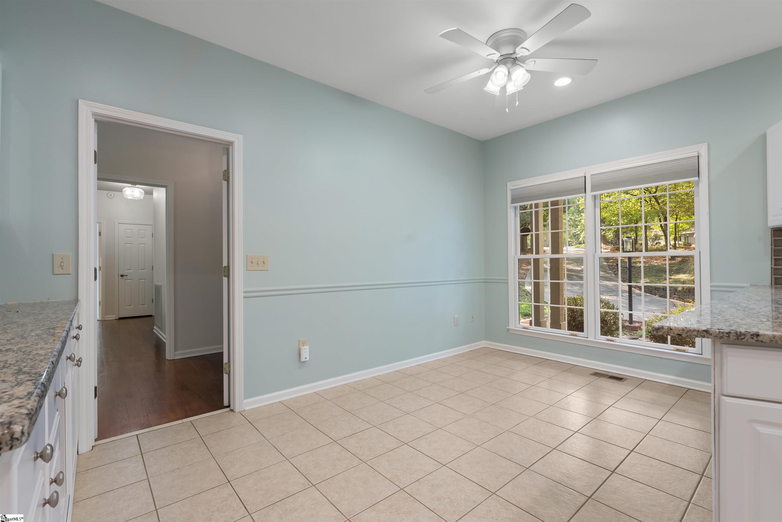 1605088 Property Photo 17
