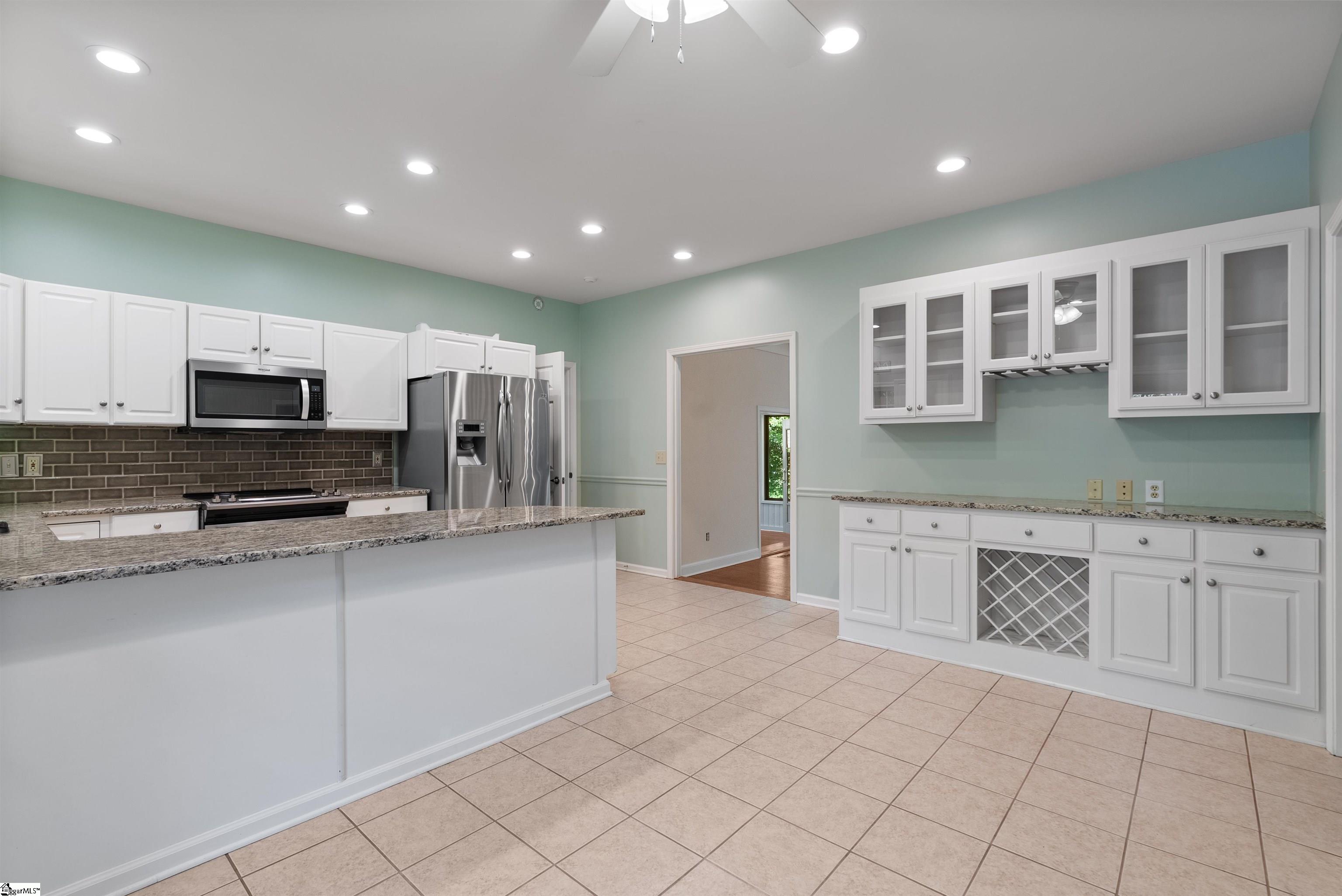 1605088 Property Photo 18