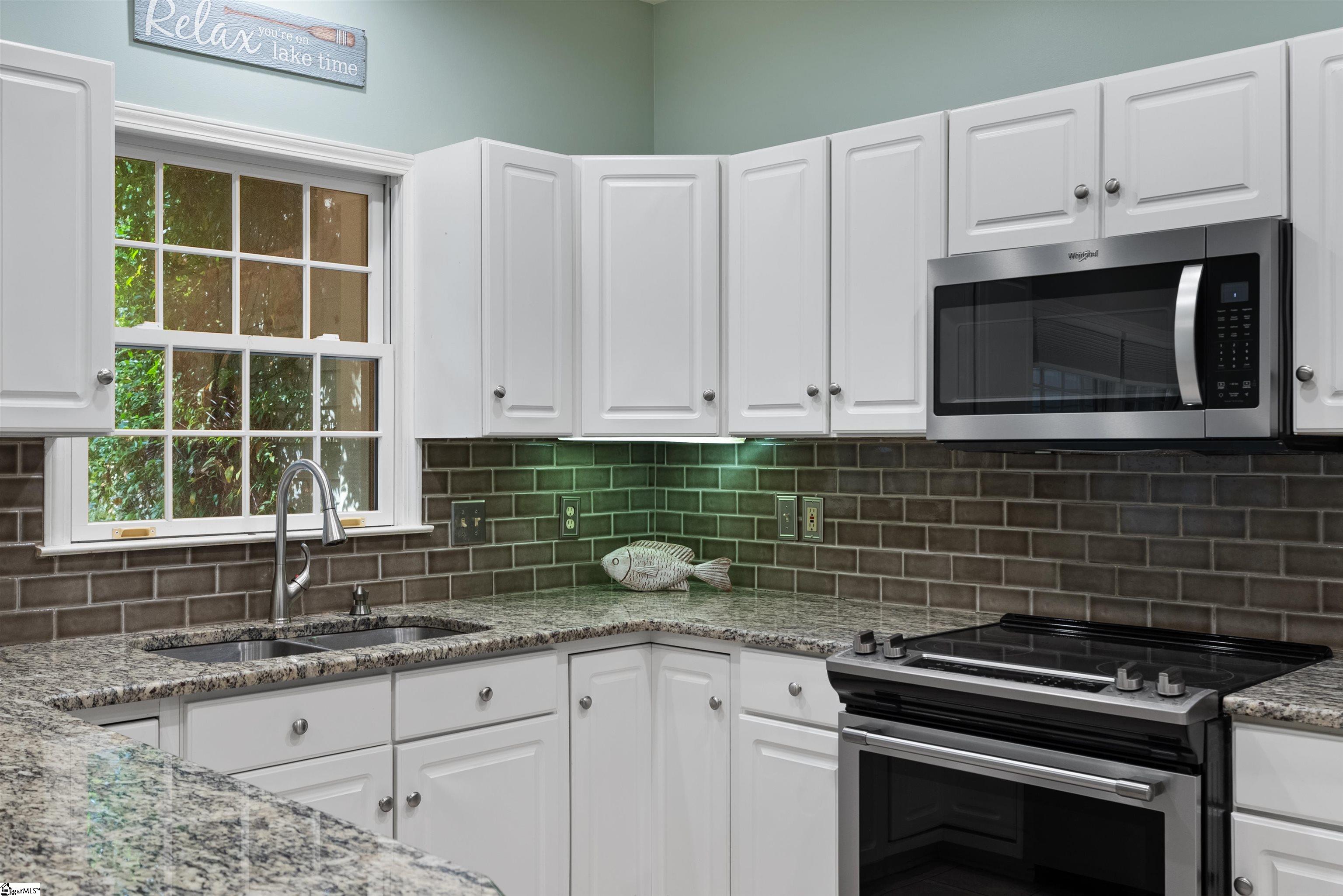 1605088 Property Photo 21