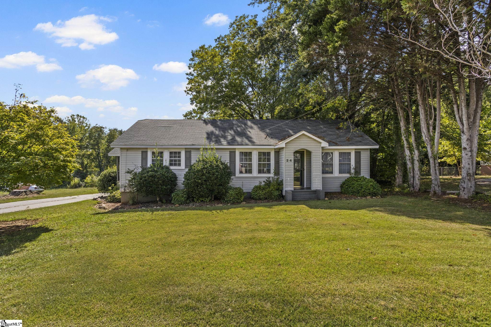 24 Enoree Road Property Photo 1