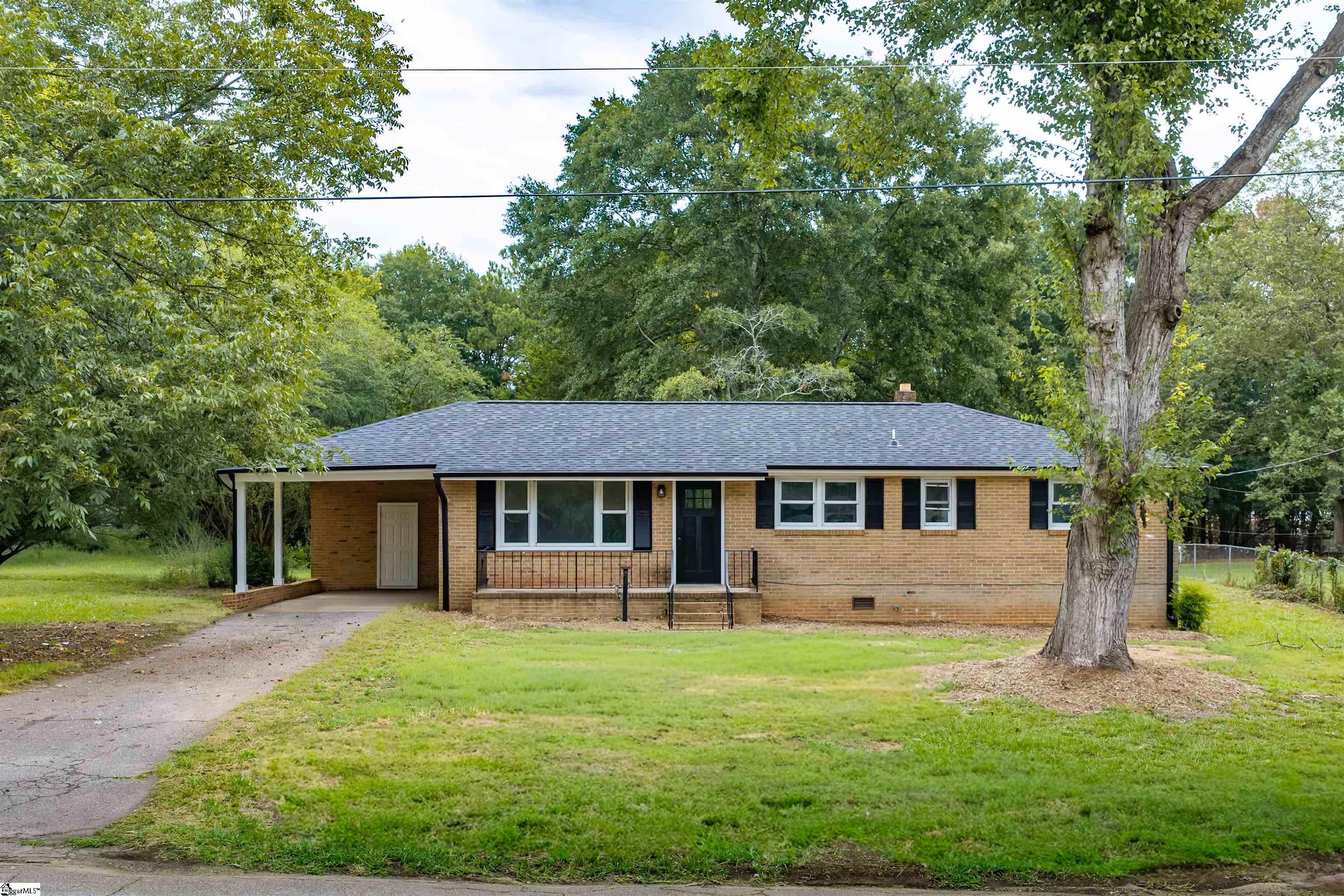 16 Whiller Drive Property Photo 1