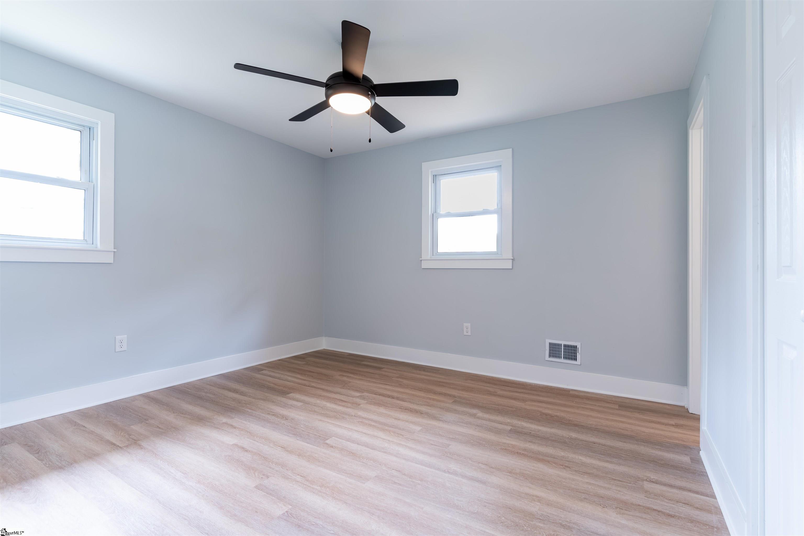 16 Whiller Drive Property Photo 14