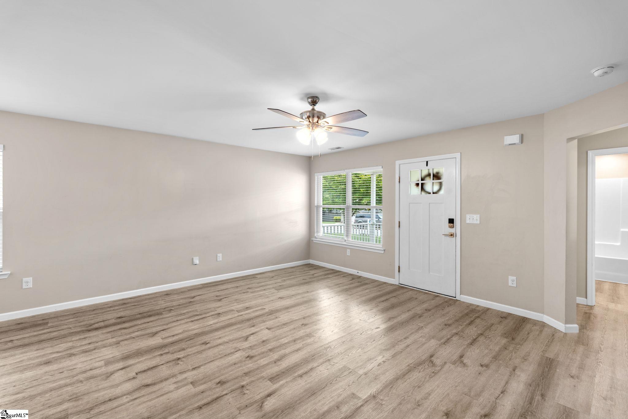141 Cosmos Lane Property Photo 4