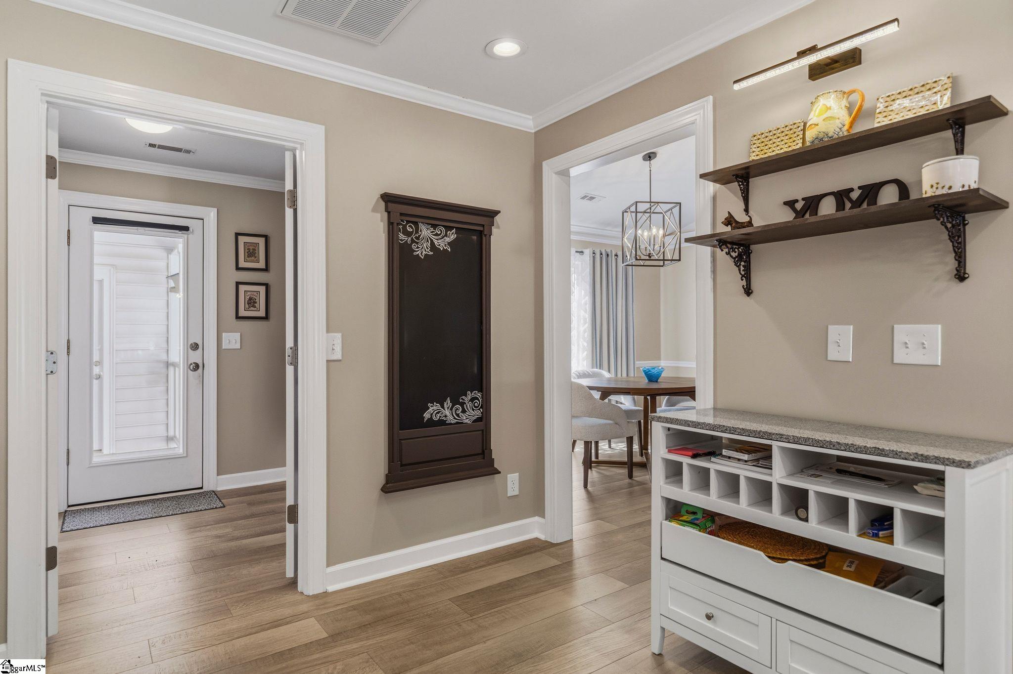 1276 Shadow Way Property Photo 24