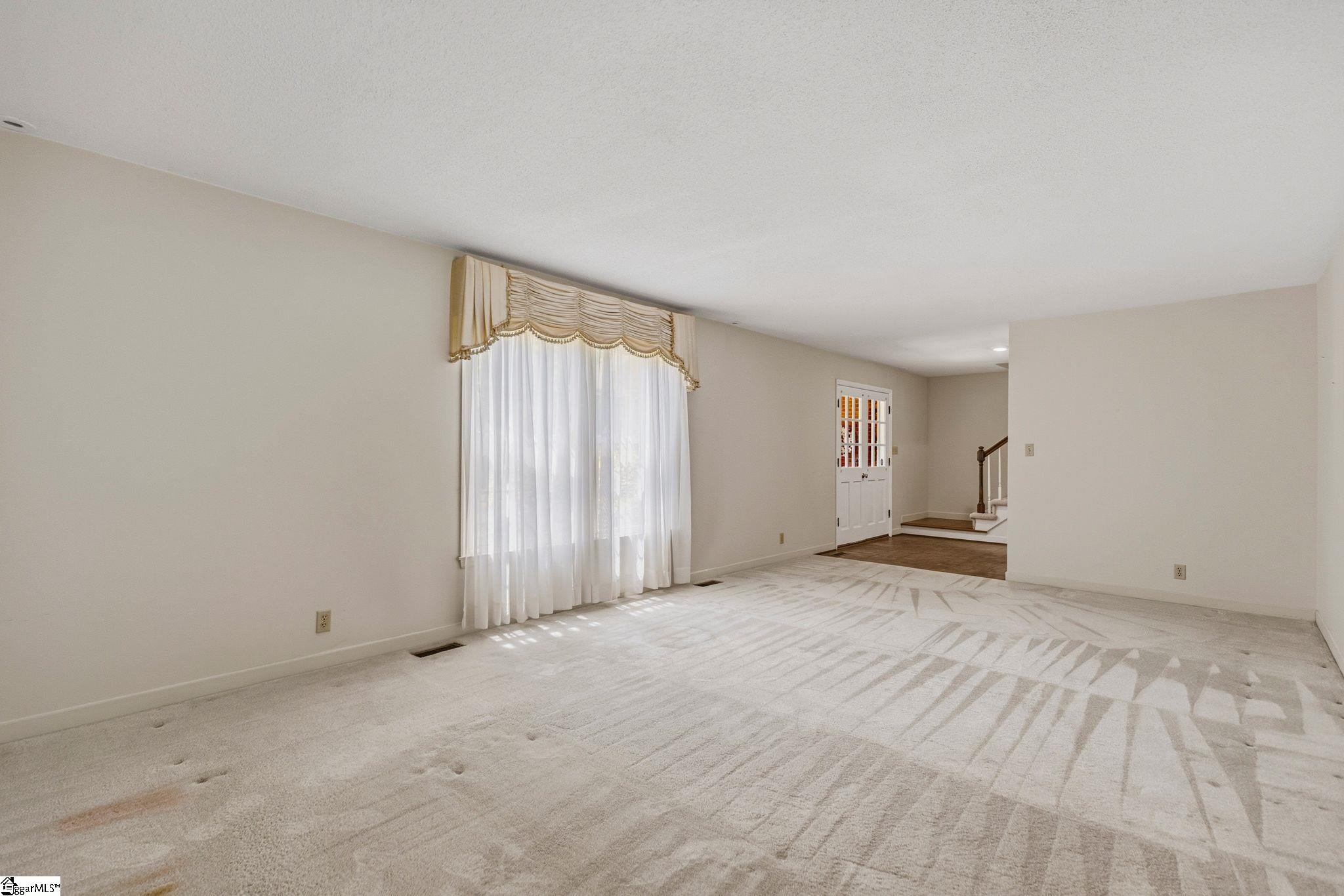479 Ransdell Drive Property Photo 6