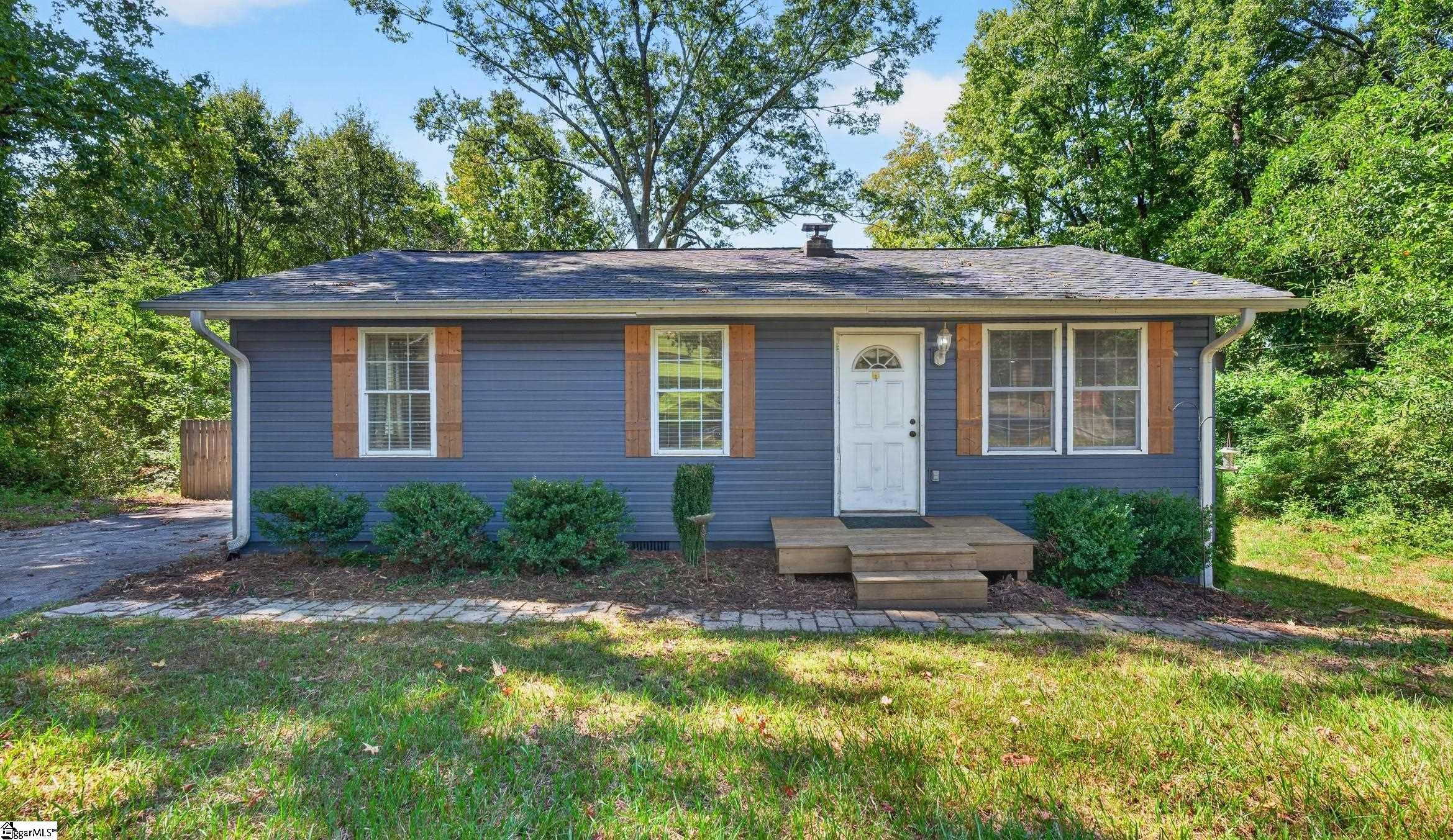 304 Preston Street Property Photo 1