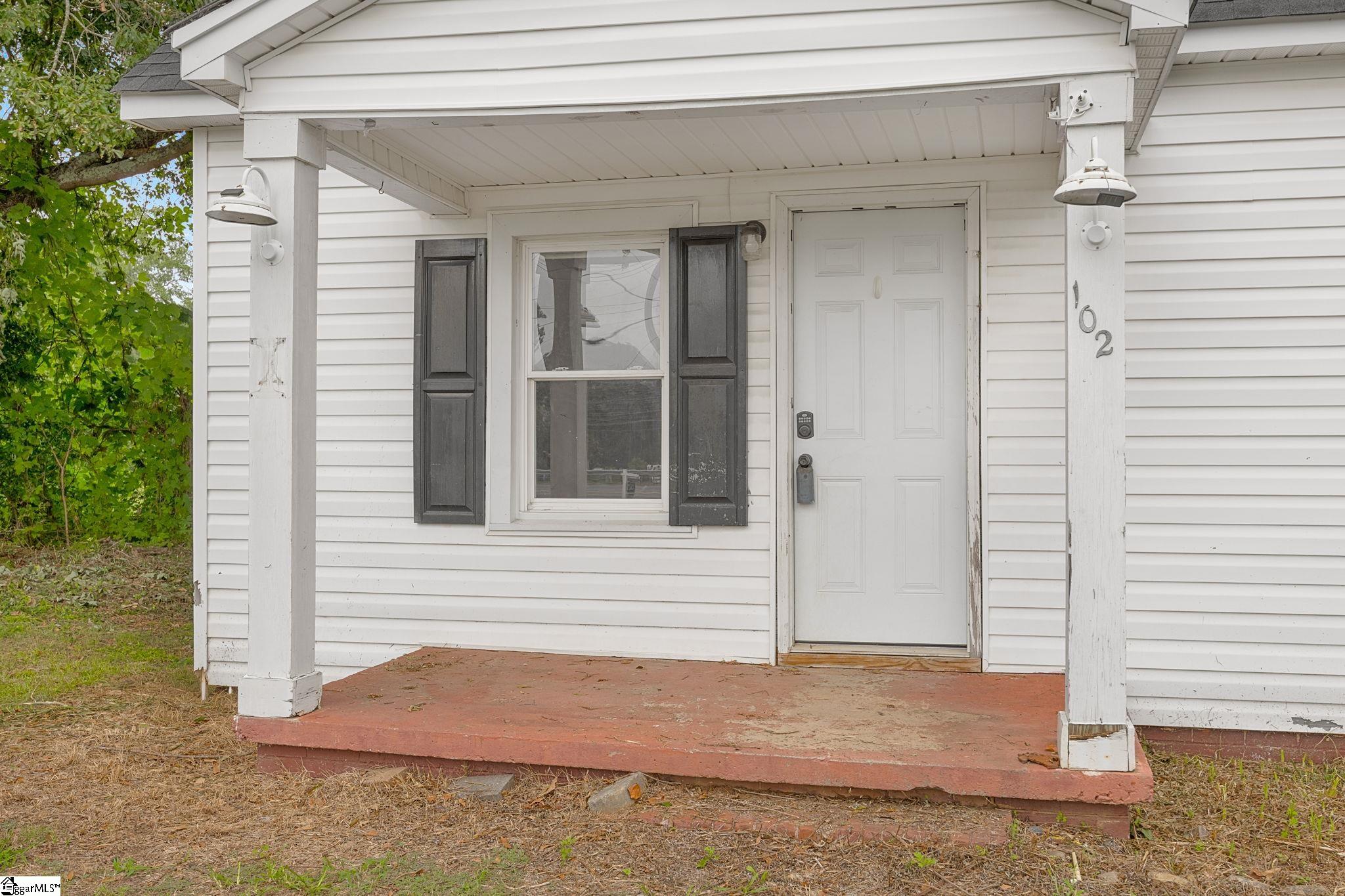 102 Sunset Drive Property Photo 5