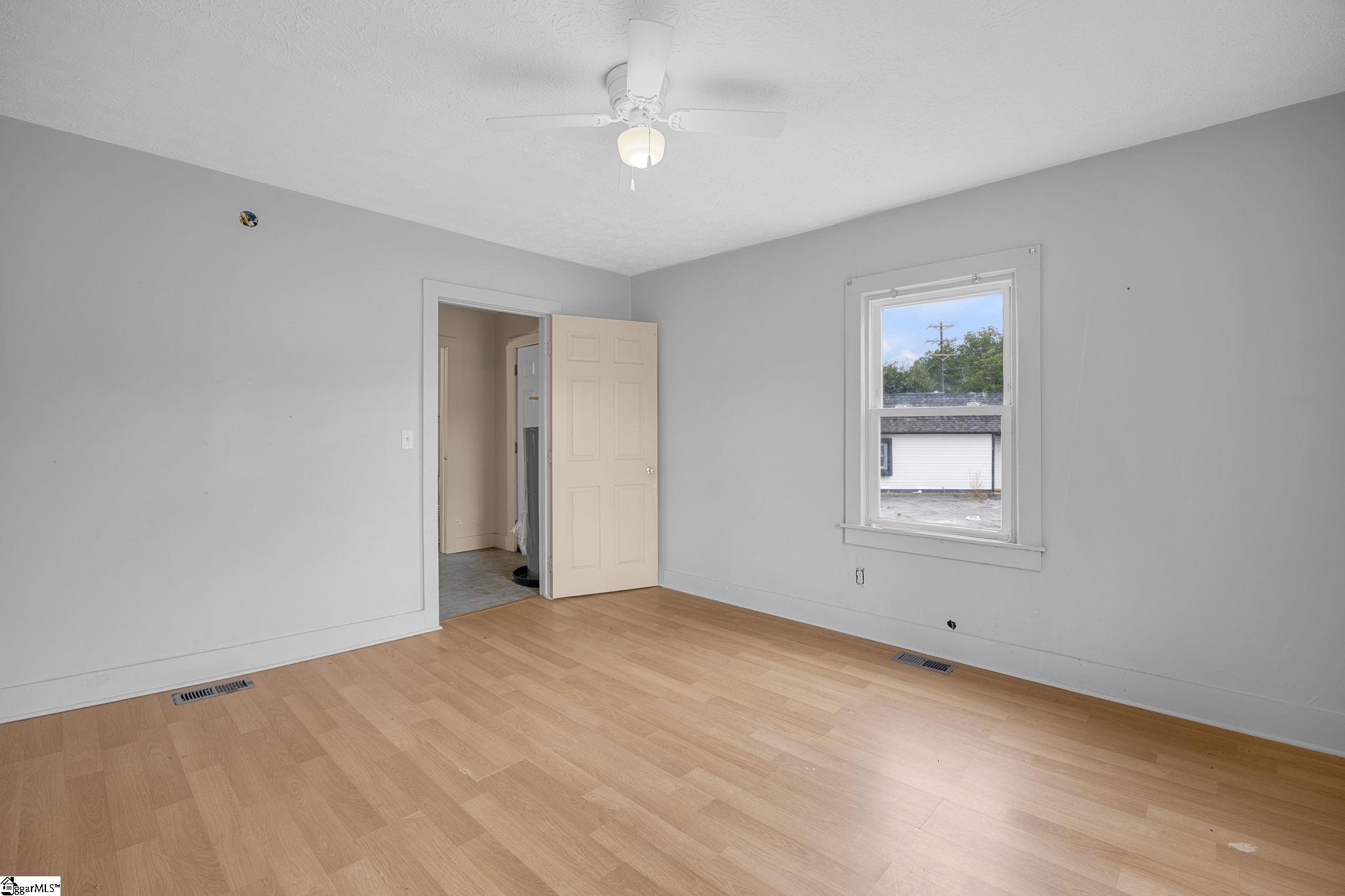 102 Sunset Drive Property Photo 16