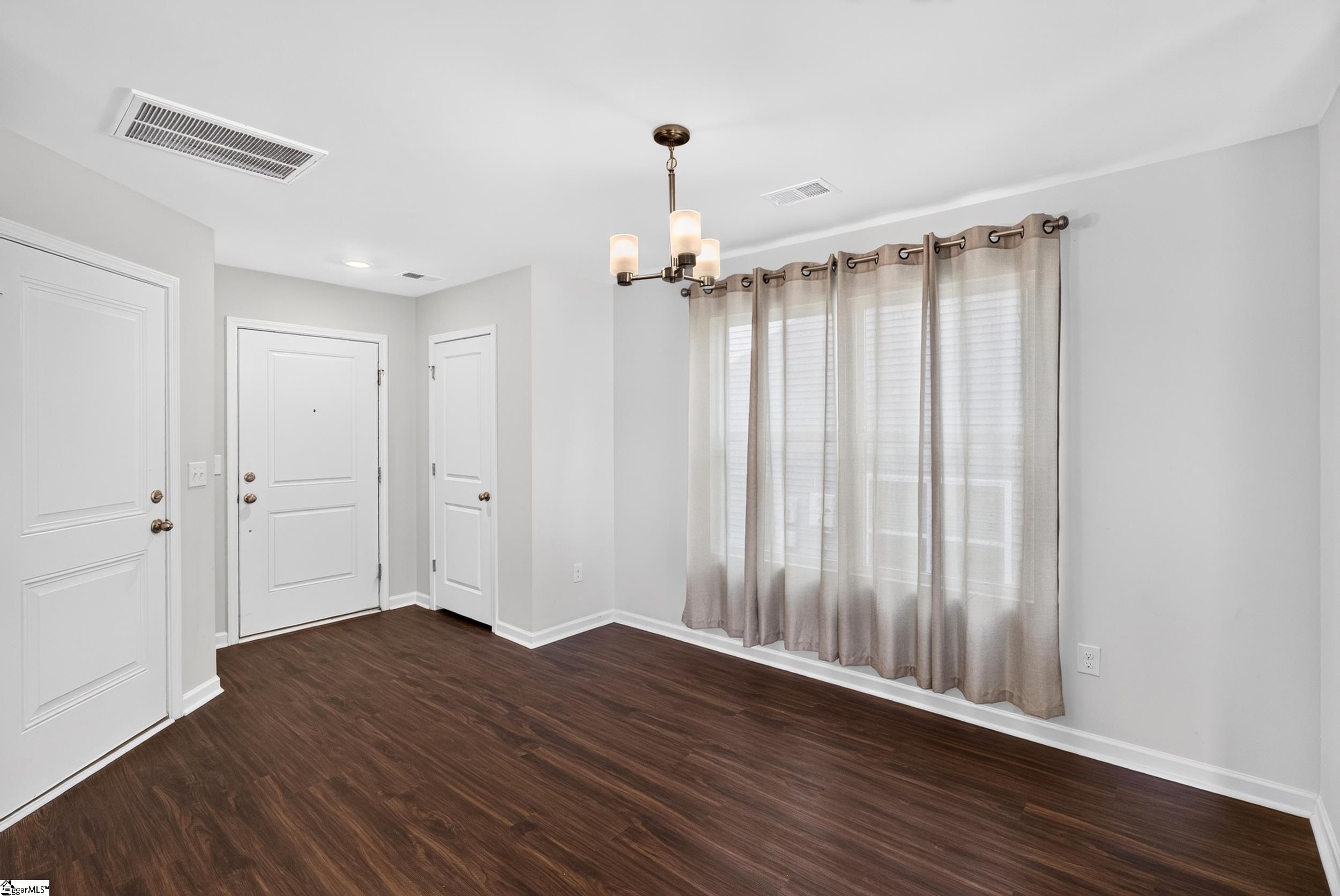 645 Millsgate Circle Property Photo 10