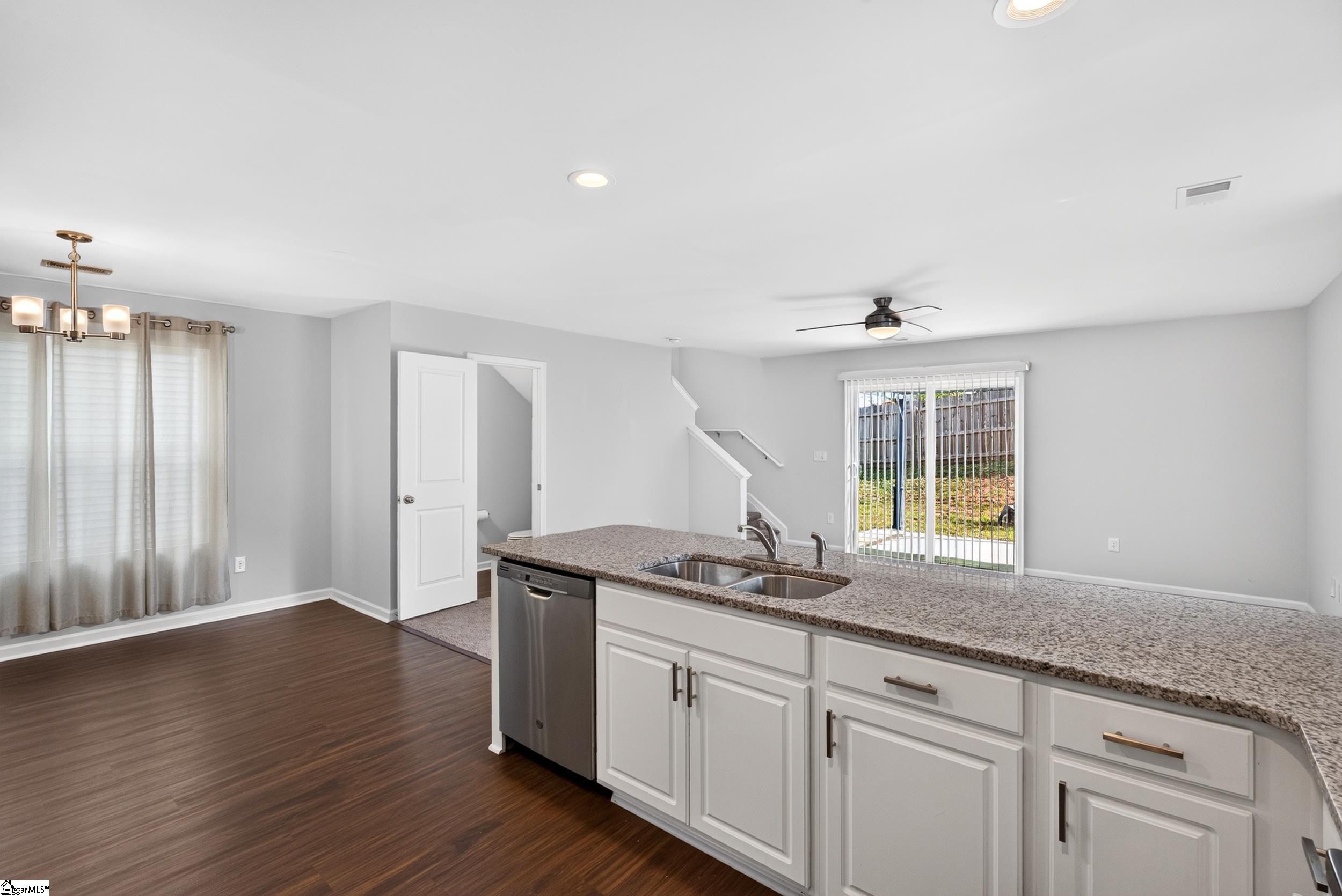 645 Millsgate Circle Property Photo 16