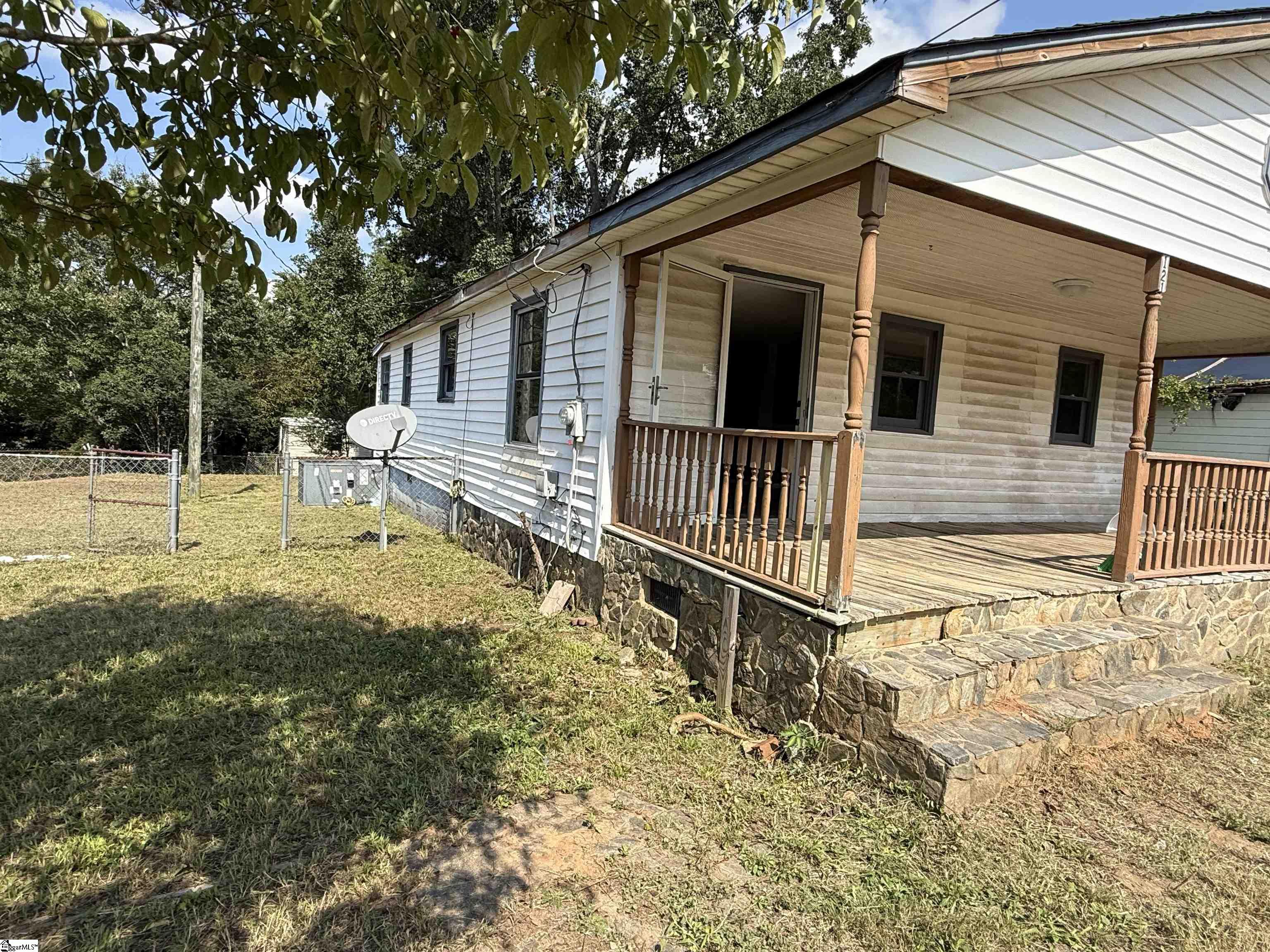 121 Bird Street Property Photo 2
