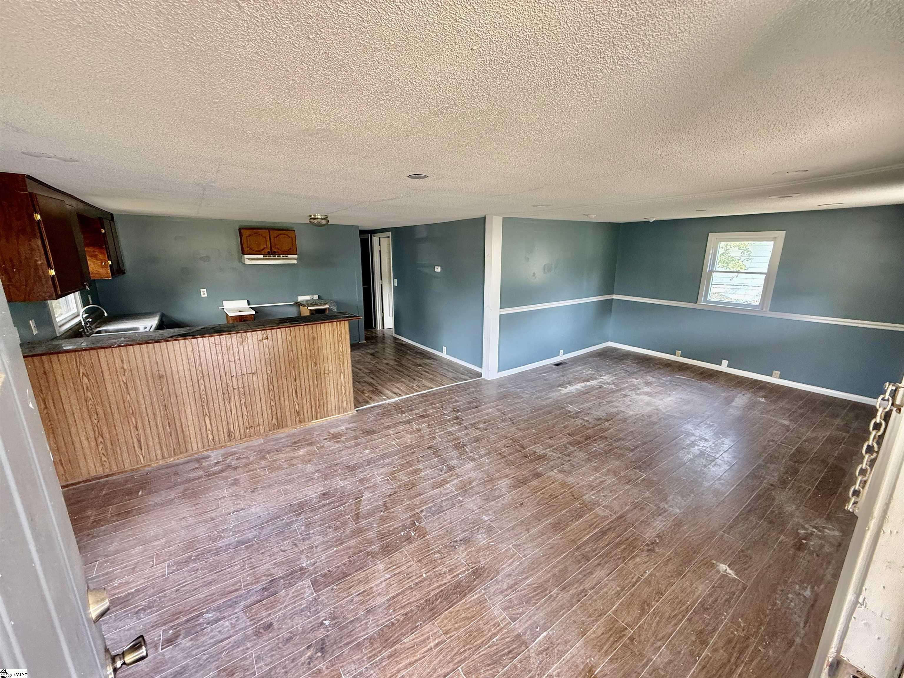 121 Bird Street Property Photo 13