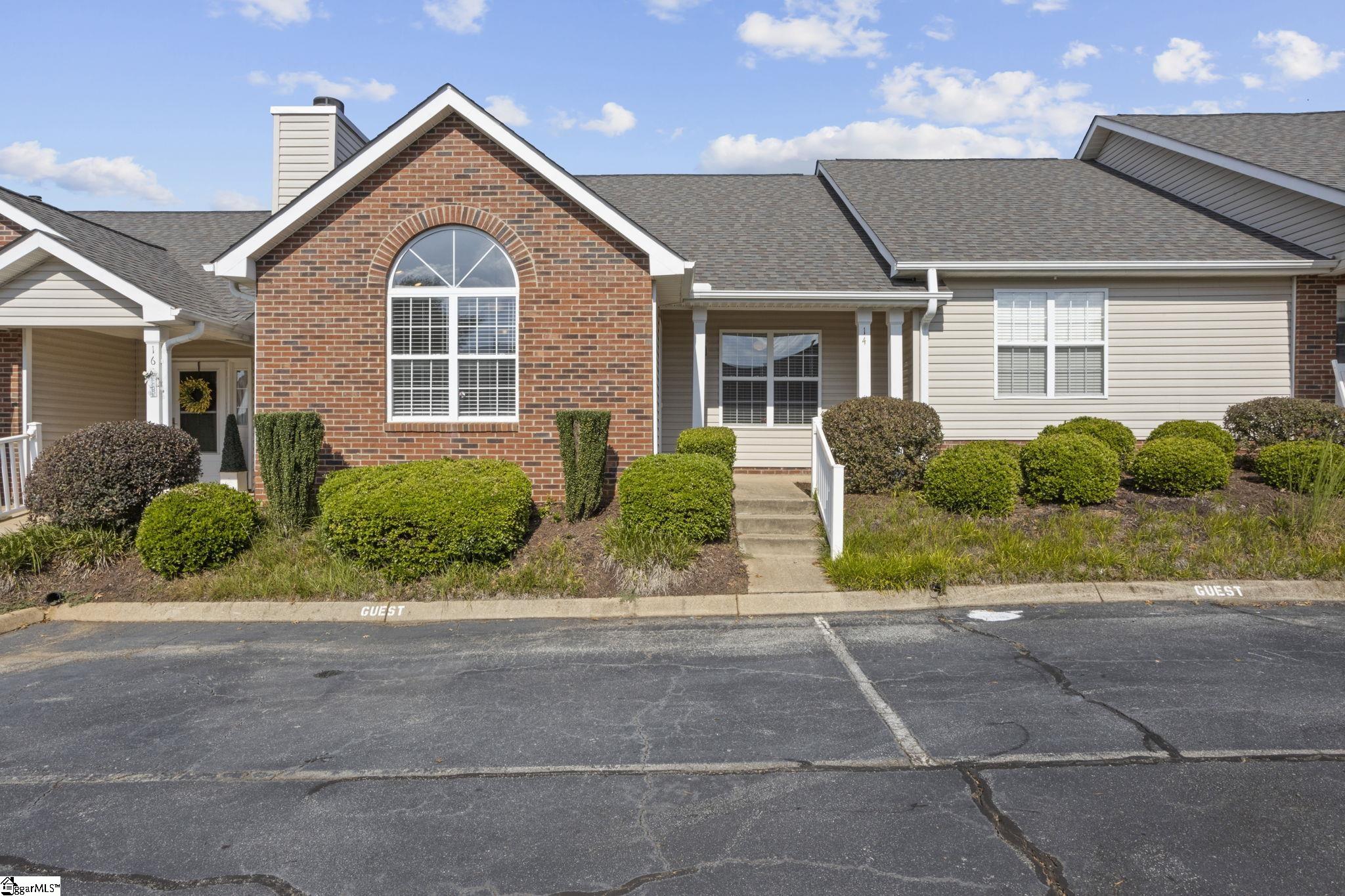 14 Hillside Glen Drive Property Photo 1