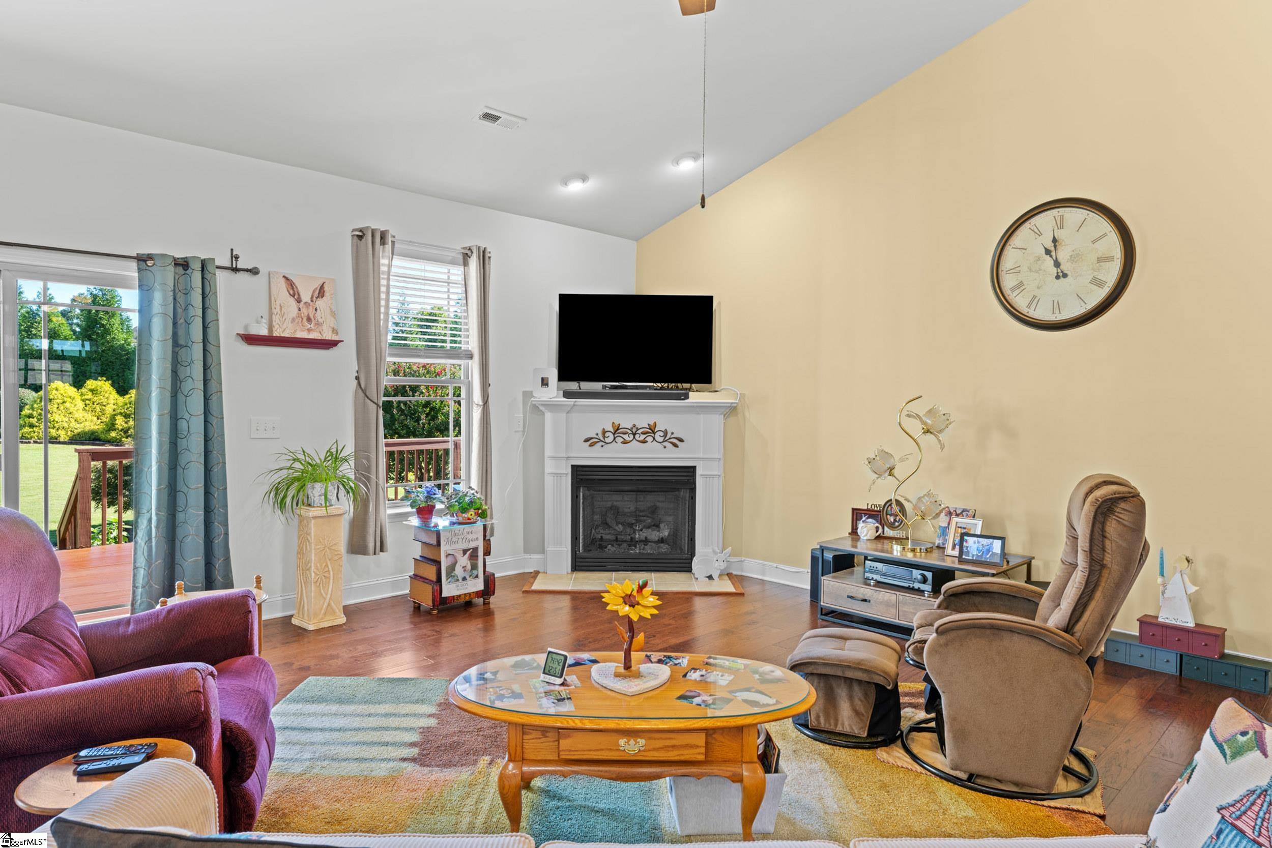 107 Cayanne Court Property Photo 8