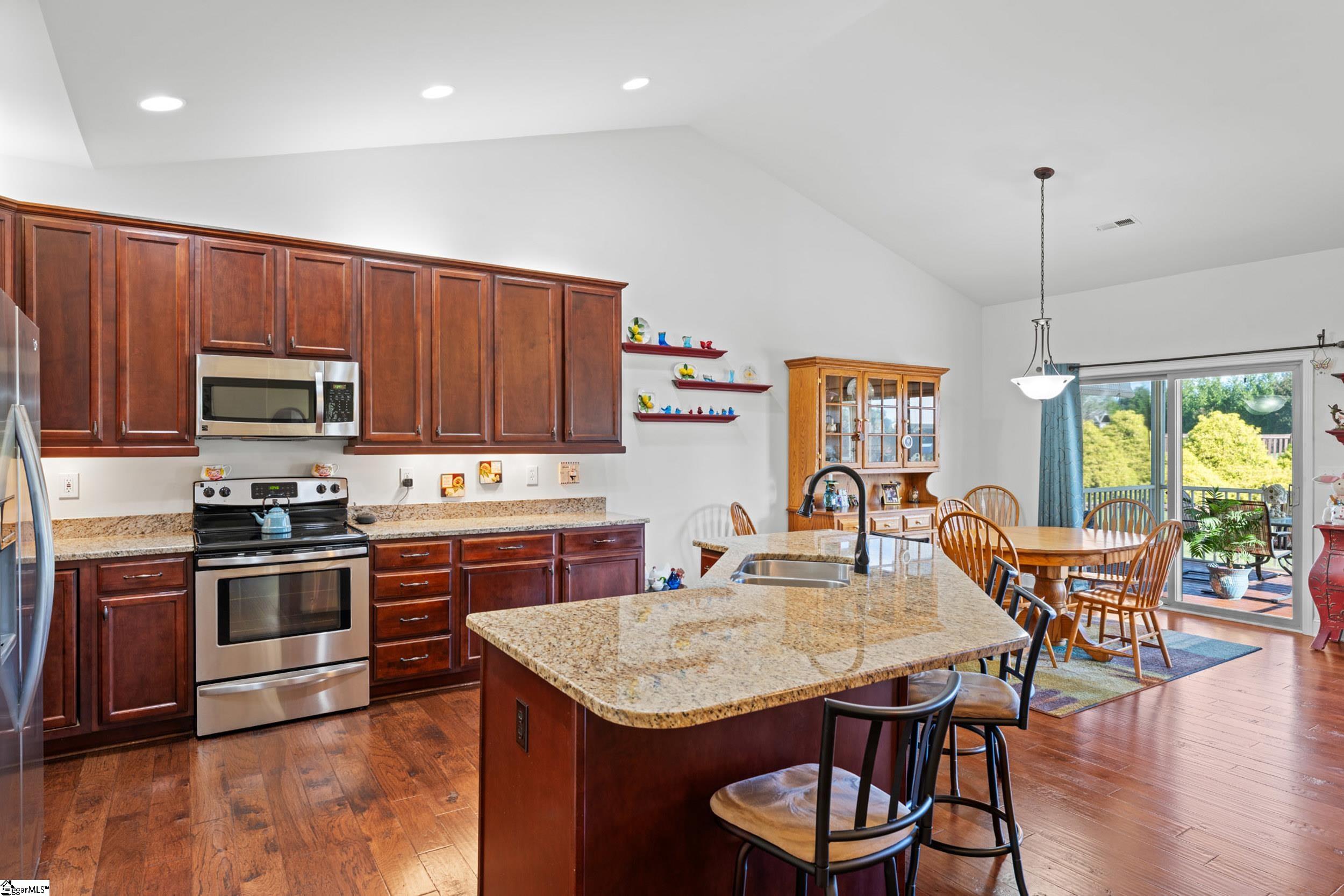 107 Cayanne Court Property Photo 11