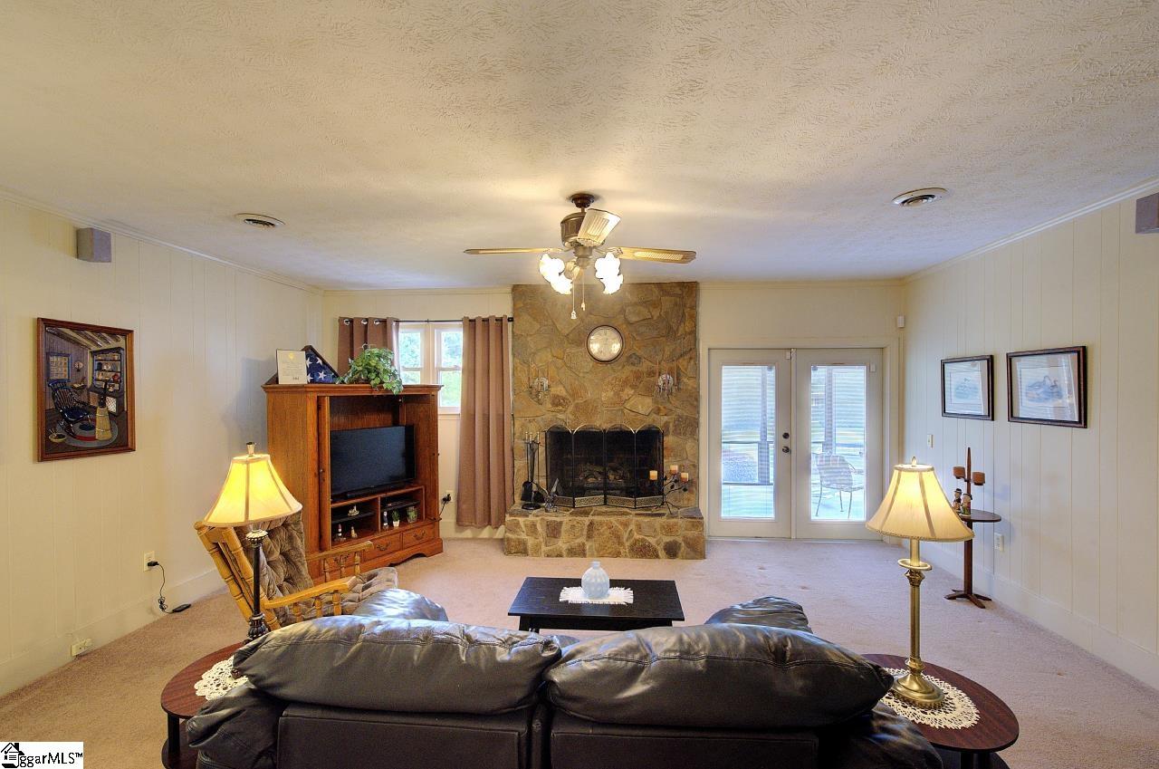 13 Dacus Drive Property Photo 8