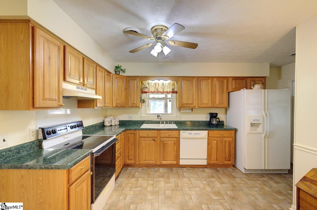 13 Dacus Drive Property Photo 11