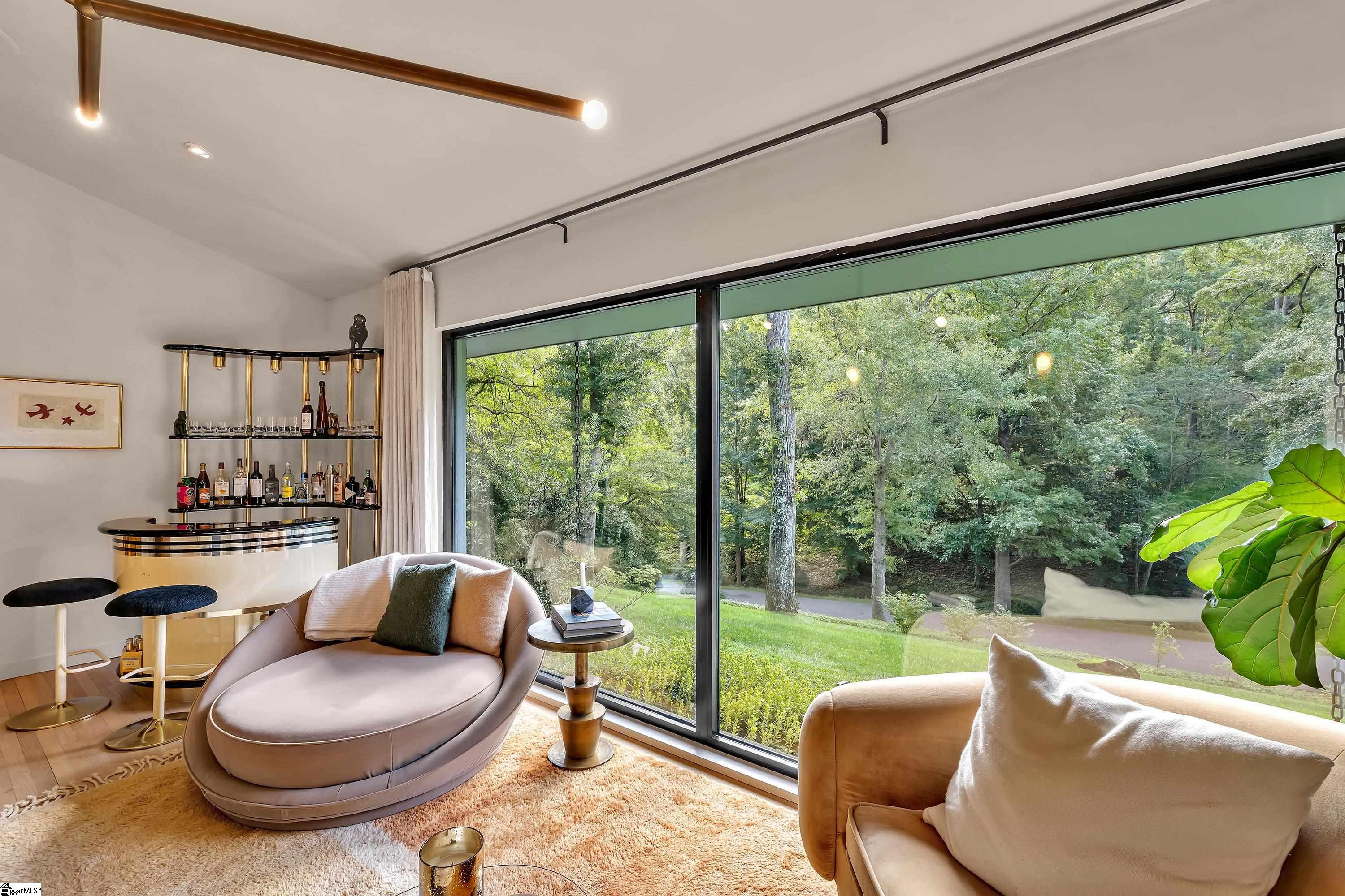 138 Faris Circle Property Photo 7