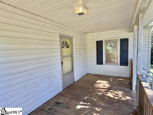 440 Cothran Creek Road Property Photo 2