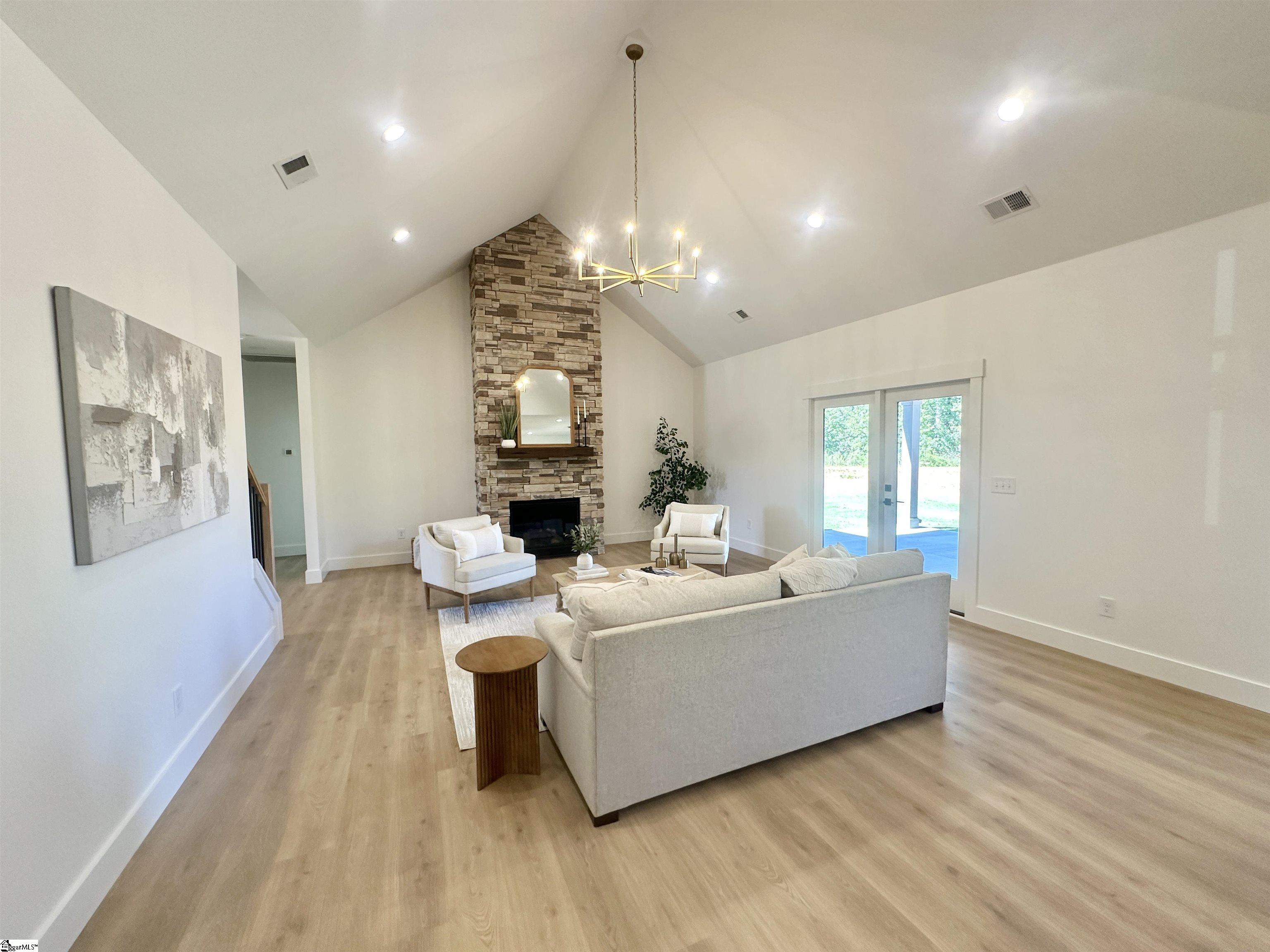 324 Stagmore Court Property Photo 8